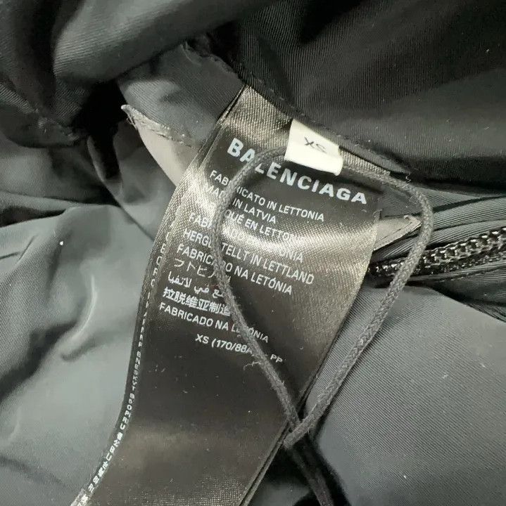 Balenciaga Balenciaga Black Zip-Up Puffer Jacket for Men Size US XS / EU 42 / 0 - 6 Thumbnail