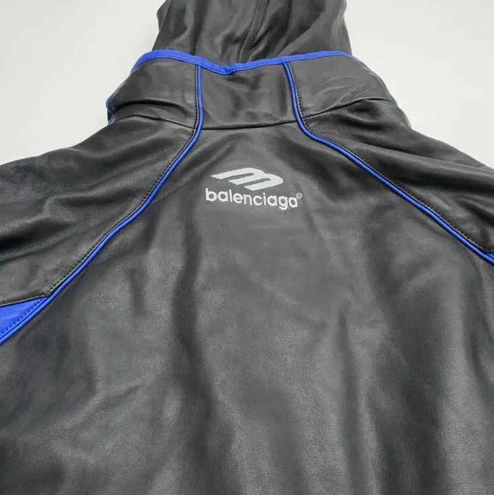 Balenciaga Balenciaga Colorblock Logo Hooded Jacket for Men Size US M / EU 48-50 / 2 - 5 Thumbnail