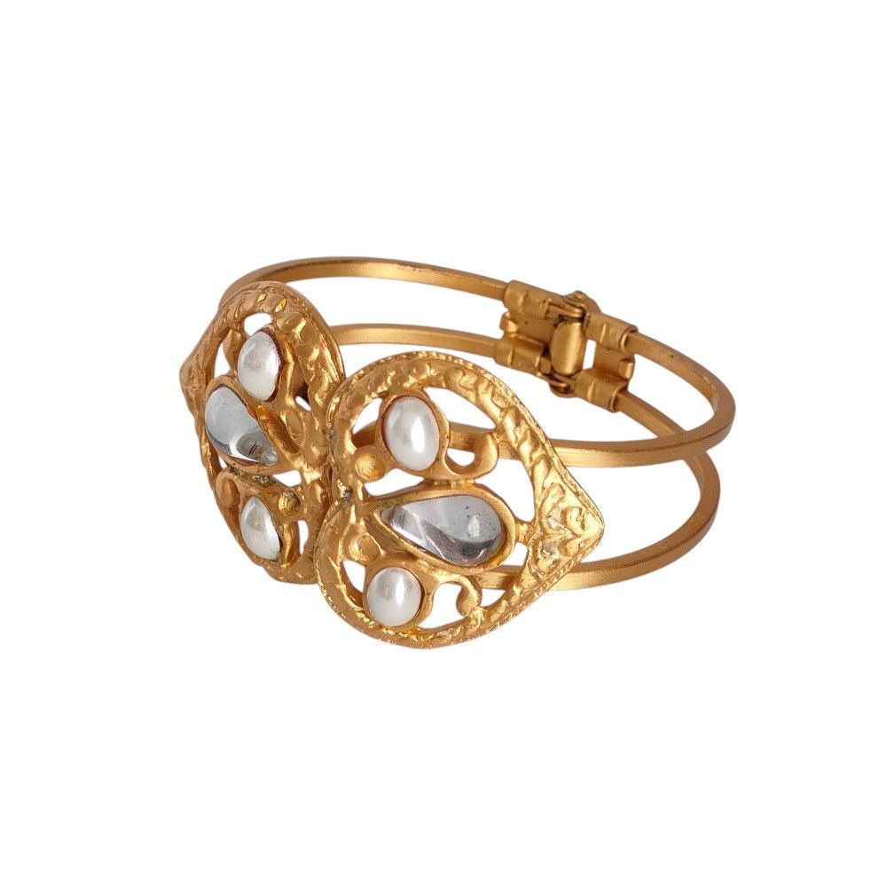 Other Other FOXEY Heart Bracelet Metal Bangle DUTY FREE for USA Size ONE SIZE - 2 Thumbnail