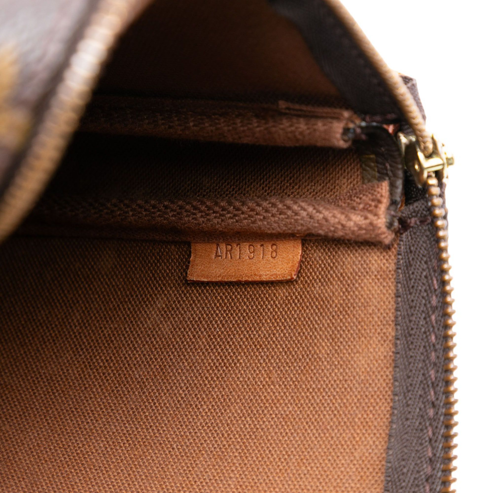 Louis Vuitton Louis Vuitton Monogram Pochette Accessoires Size ONE SIZE - 5 Thumbnail