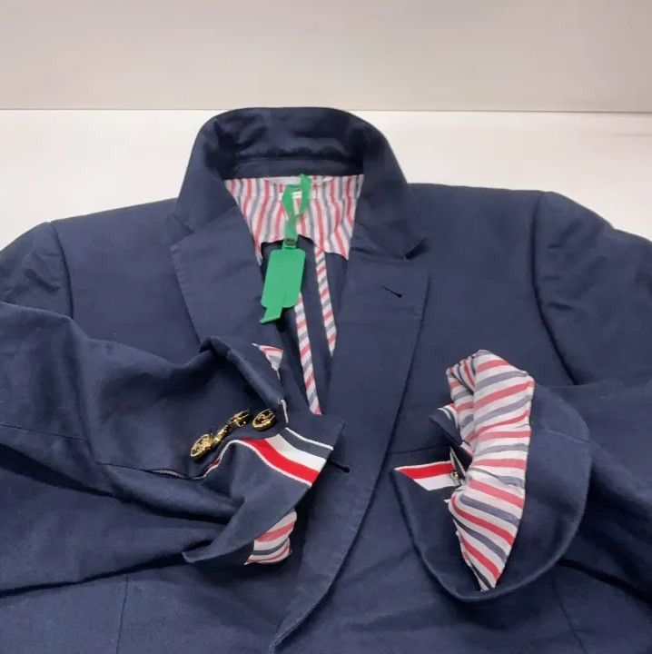 Thom Browne Thom Browne Striped Casual Suit Jacket for Men Size US S / EU 44-46 / 1 - 10 Thumbnail