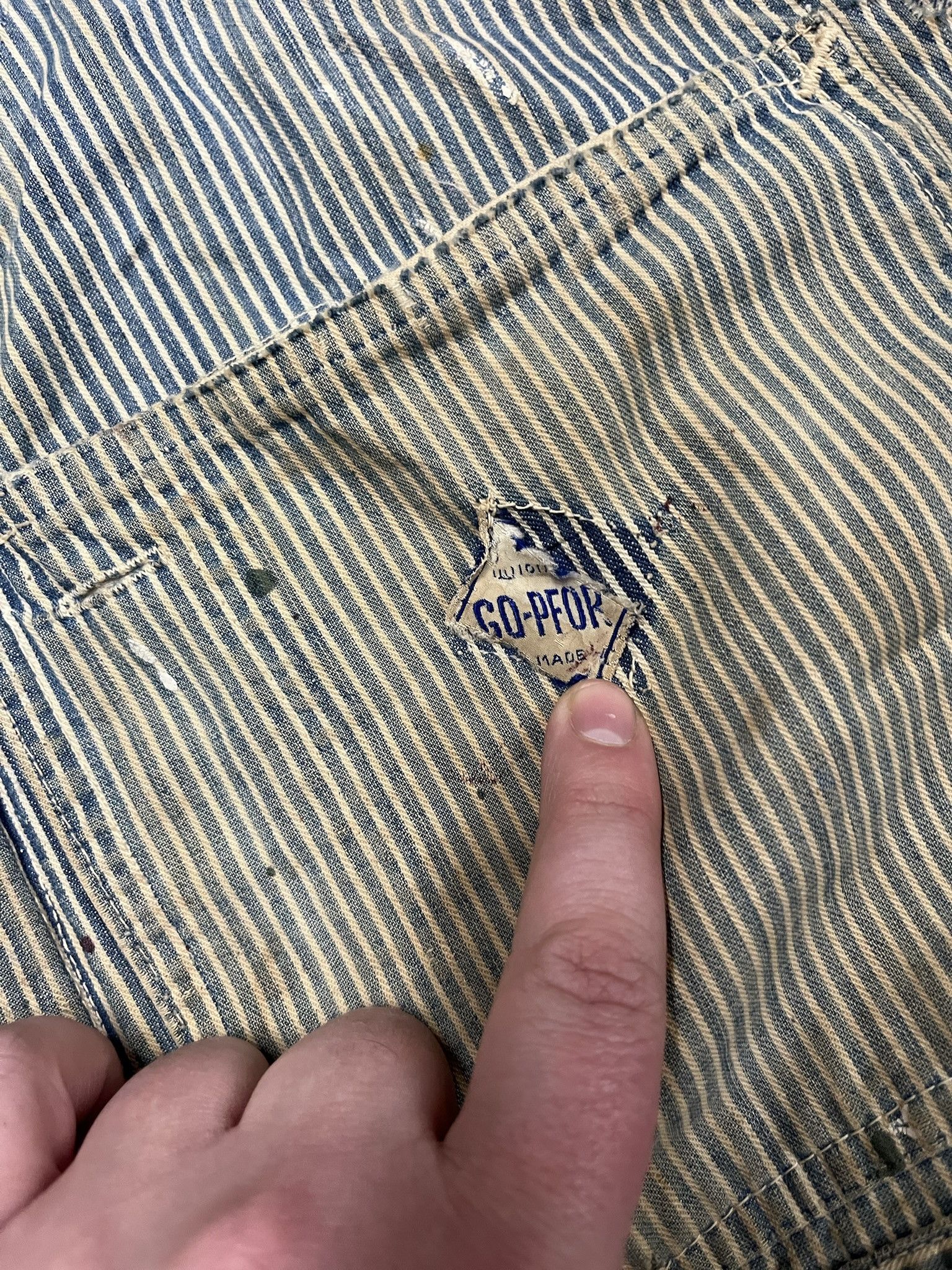 Oshkosh Vintage 1980s Thrashed Union Made Overalls Size XL Size US XL / EU 56 / 4 - 5 Thumbnail