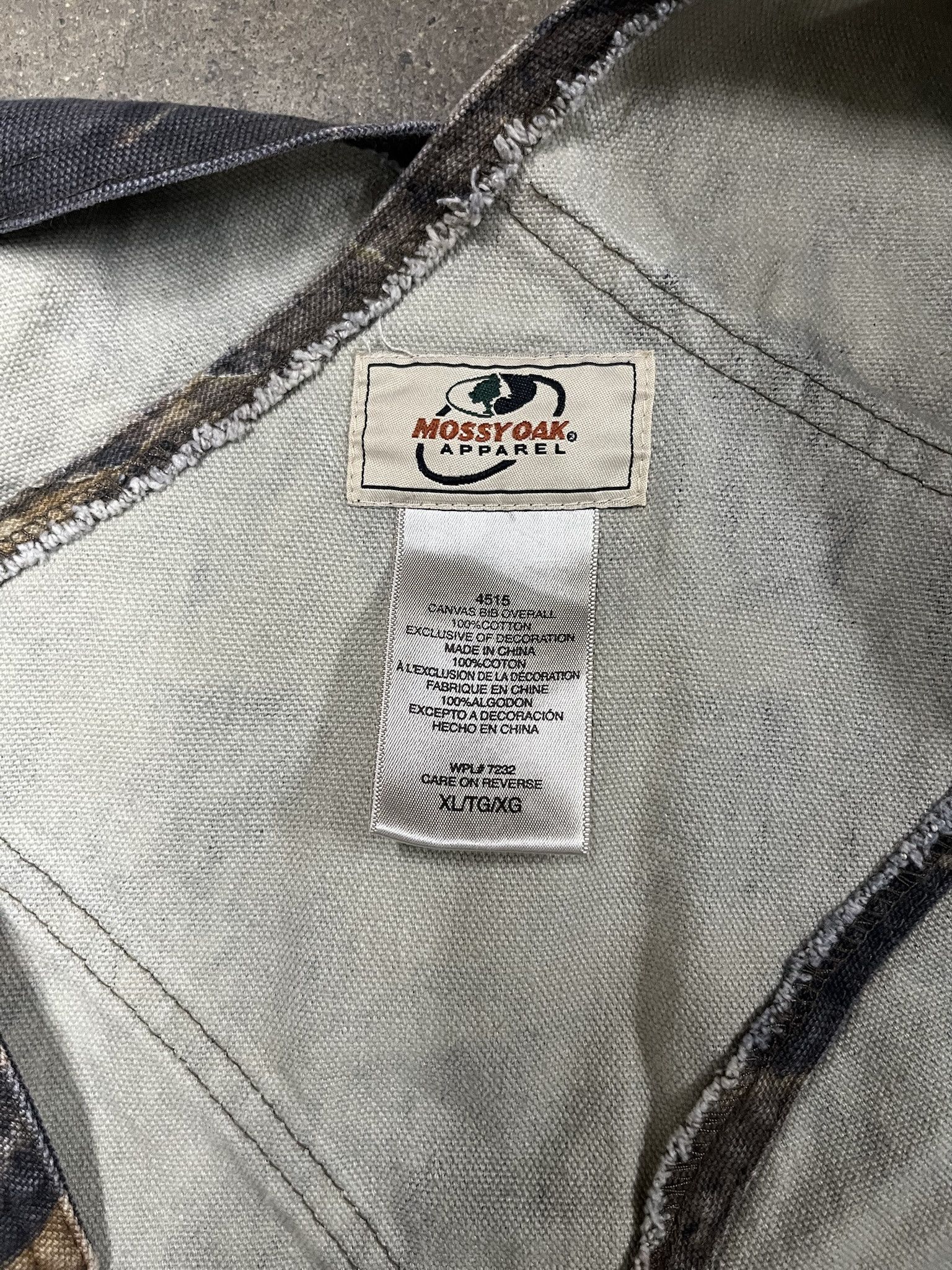 Vintage Vintare 1990s Mossy Oak Realtree Camo Canvas Overalls Size XL Size US XL / EU 56 / 4 - 4 Thumbnail