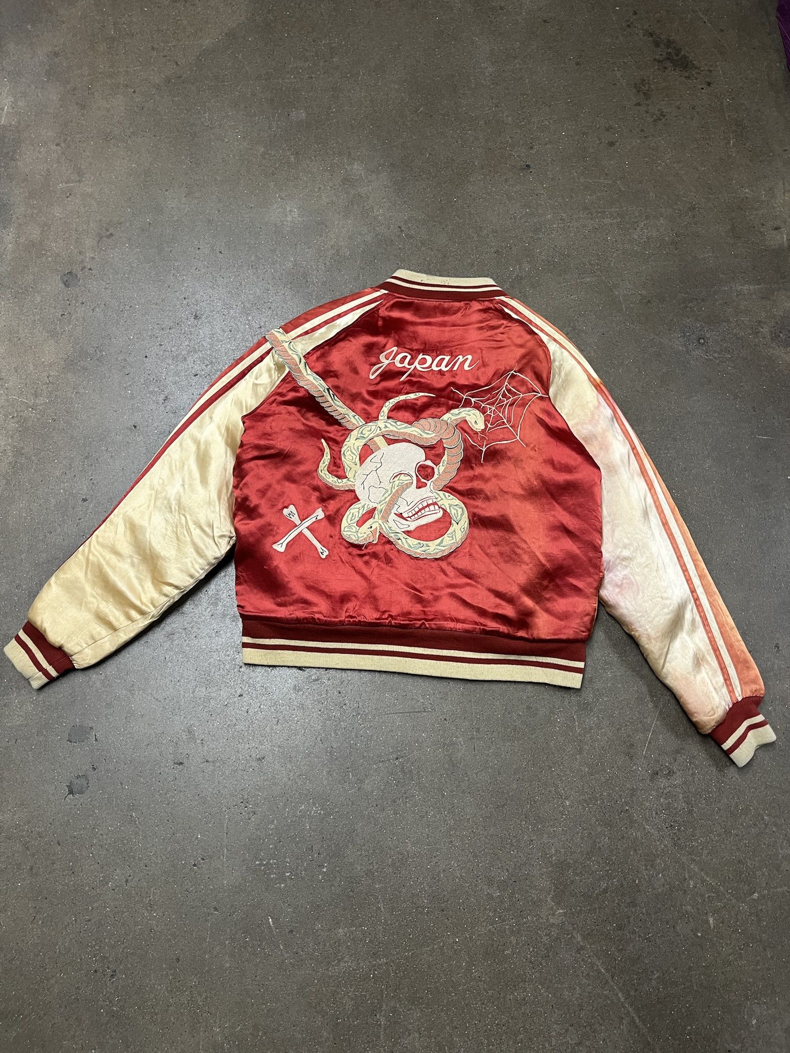 Vintage Vintage 90s Japanese Souvenir Jacket Snake Skull Embroidered Distressed Jackett Size M Size US M / EU 48-50 / 2 - 5 Thumbnail