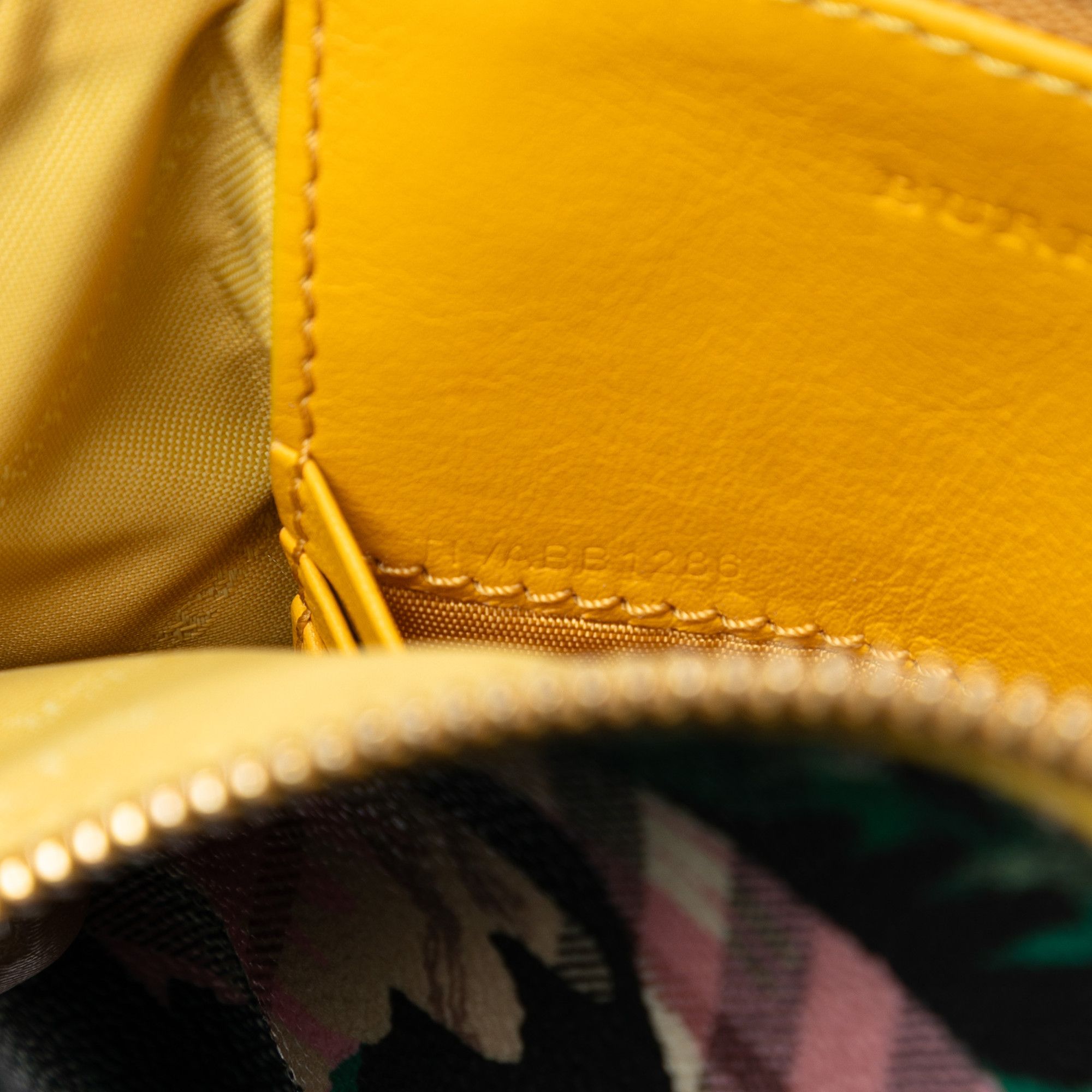 Burberry Burberry Haymarket Check Coated Canvas Floral Print Crossbody Size ONE SIZE - 6 Thumbnail
