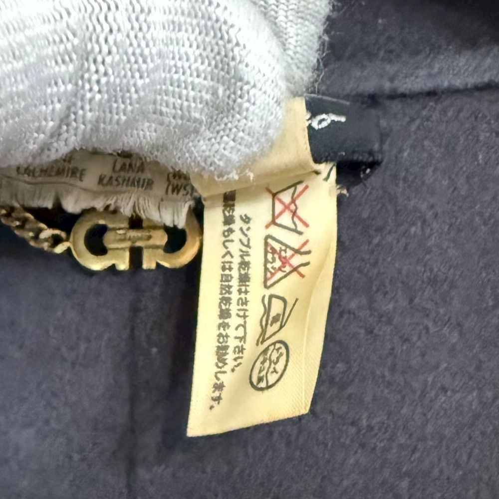 Salvatore Ferragamo Salvatore Ferragamo Salvatore Ferragamo Gancini Cashmere Blend Coat Others Outerwear DUTY FREE for USA Size ONE SIZE - 8 Thumbnail