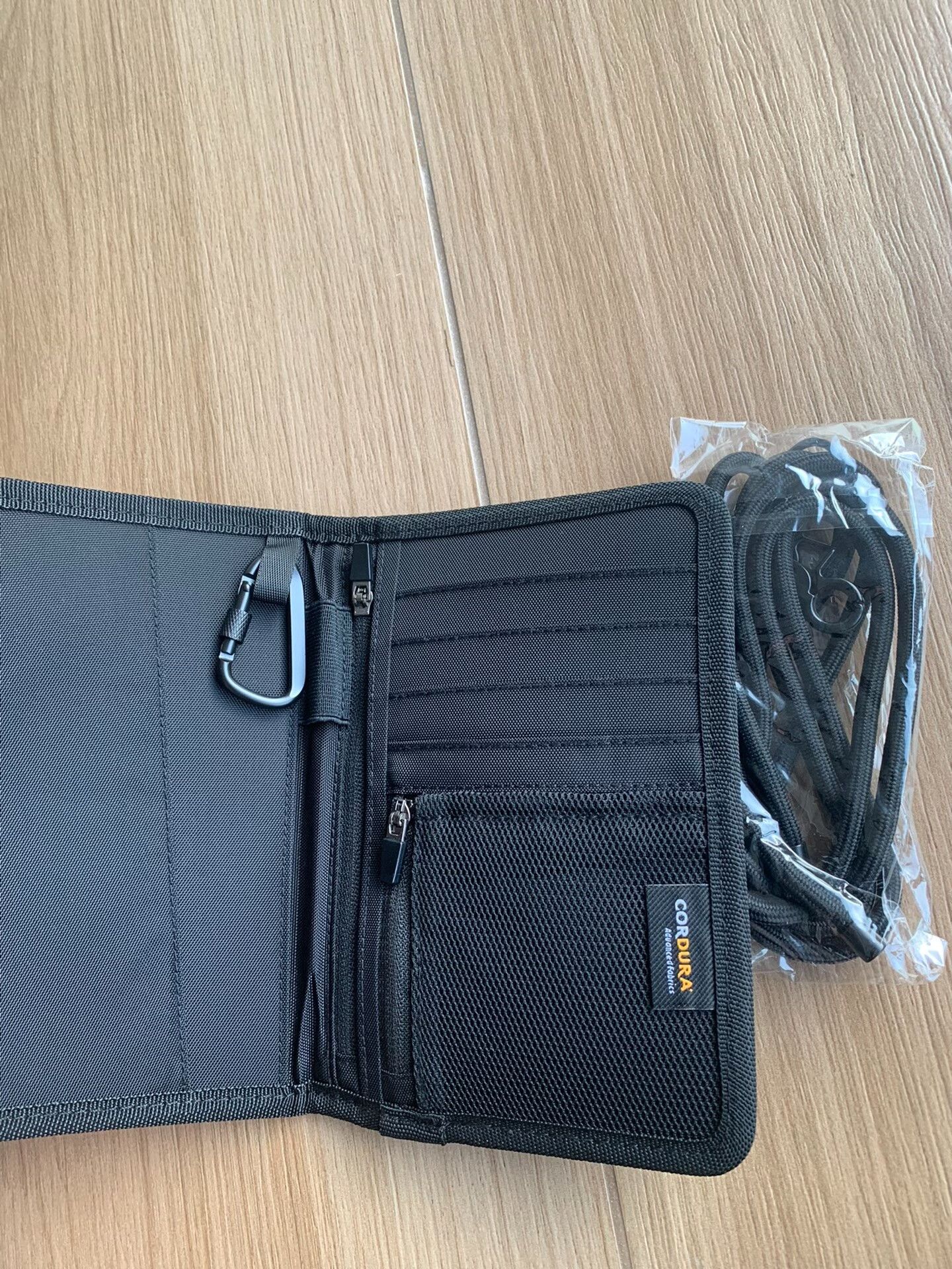 Goldwin goldwin black passport holder with strap Size ONE SIZE - 4 Thumbnail