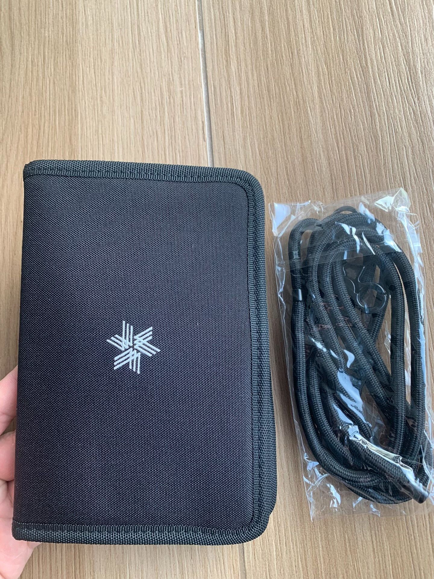 Goldwin goldwin black passport holder with strap Size ONE SIZE - 2 Thumbnail