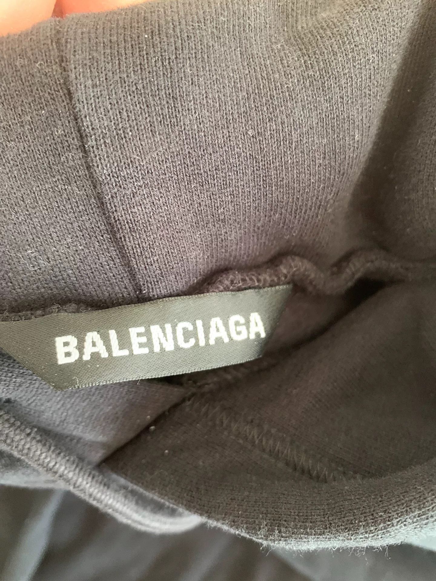 Balenciaga balenciaga black hoodie size small Size US S / EU 44-46 / 1 - 3 Thumbnail