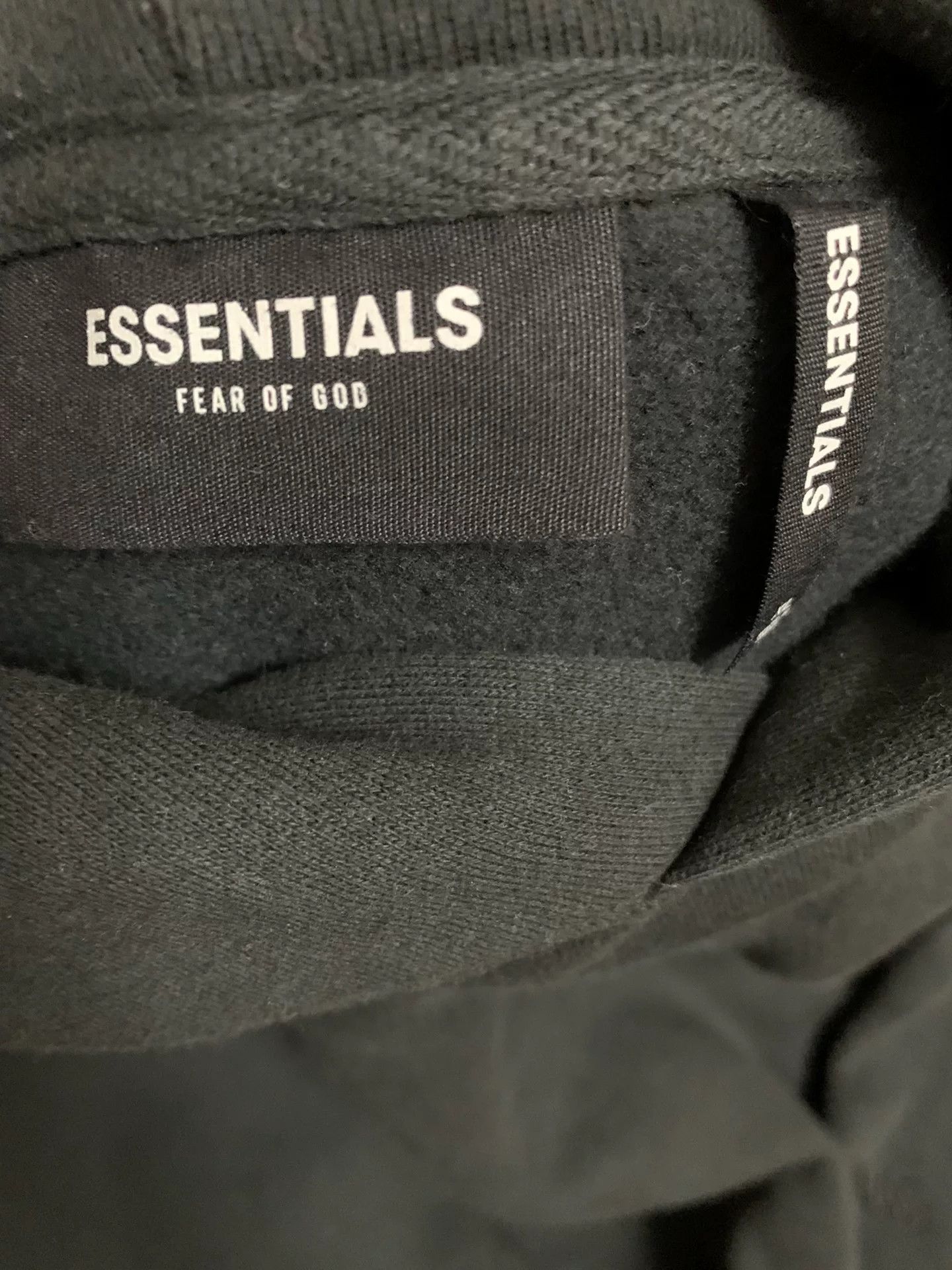 Essentials essentials fear of god black hoodie Size US XL / EU 56 / 4 - 2 Thumbnail