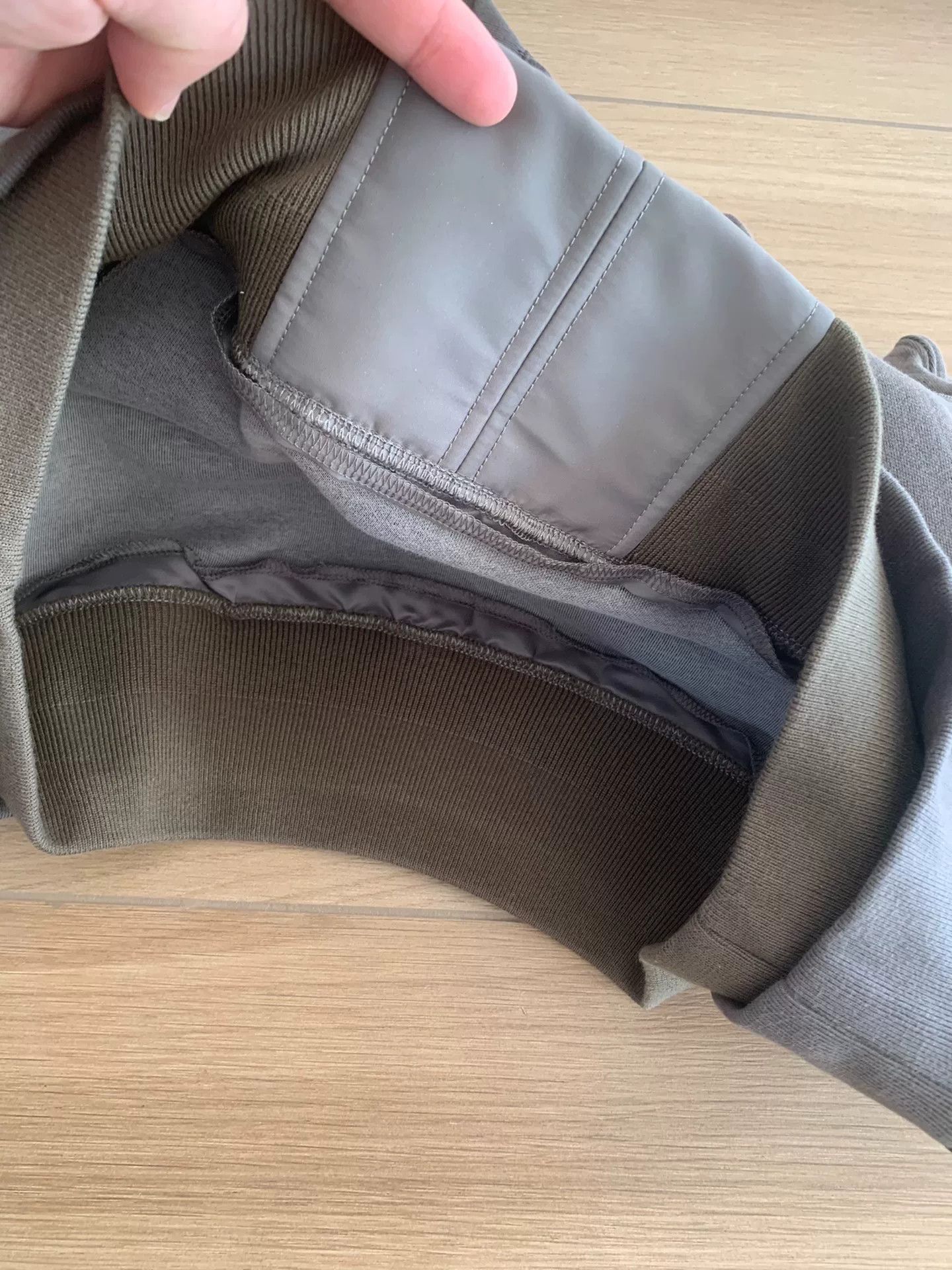 Sacai sacai sponge nylon sweatshirt in gray brown Size US L / EU 52-54 / 3 - 5 Thumbnail