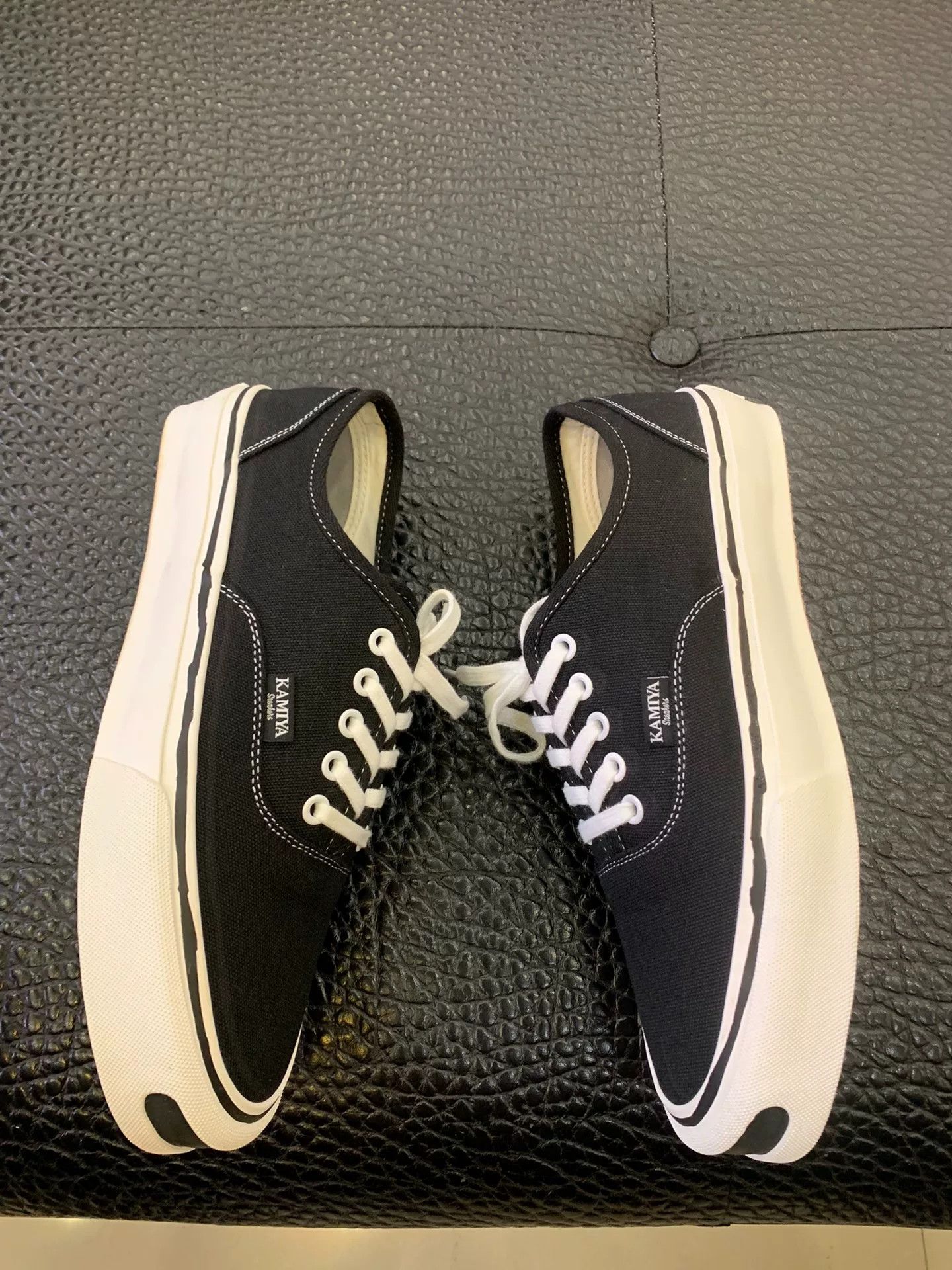 KIRA black low-top canvas sneakers for casual wear Size US 11 / EU 44 - 8 Thumbnail