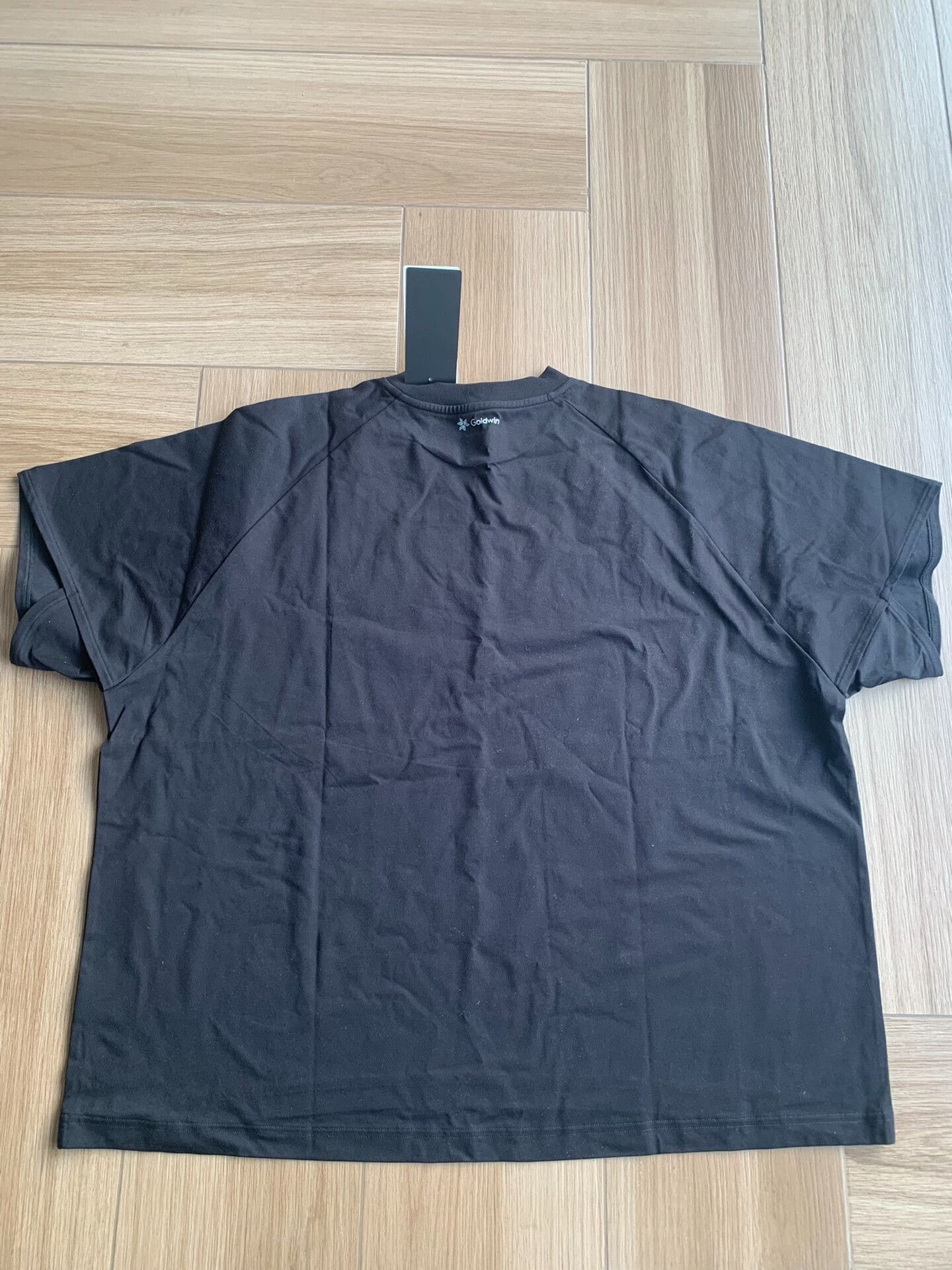 Goldwin black short sleeve t-shirt with unique cut Size US L / EU 52-54 / 3 - 2 Thumbnail