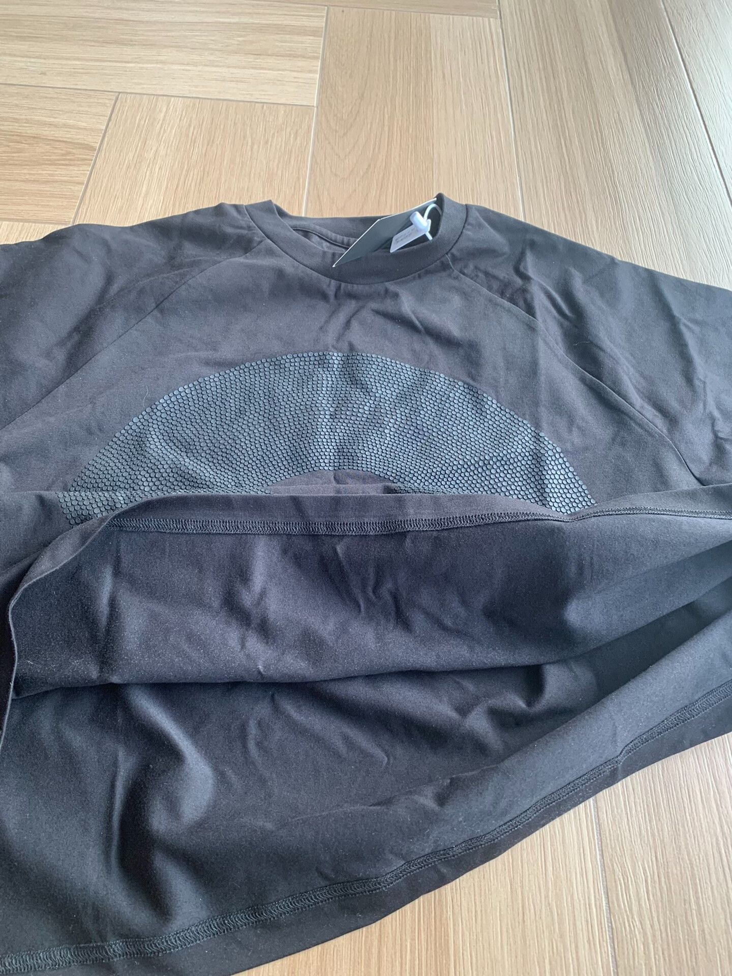 Goldwin black short sleeve t-shirt with unique cut Size US L / EU 52-54 / 3 - 8 Thumbnail