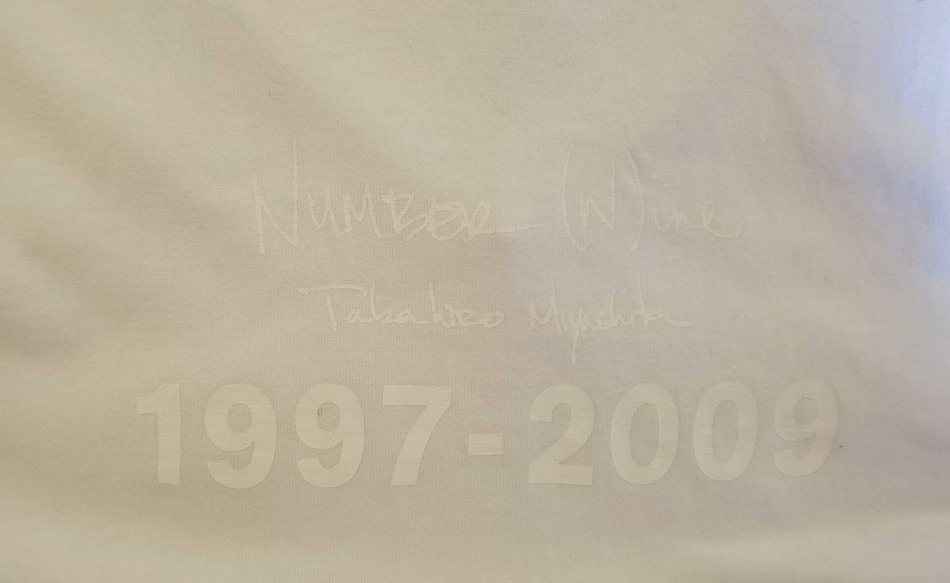 Number (N)ine white v-neck tee with unique pocket design Size US M / EU 48-50 / 2 - 4 Thumbnail