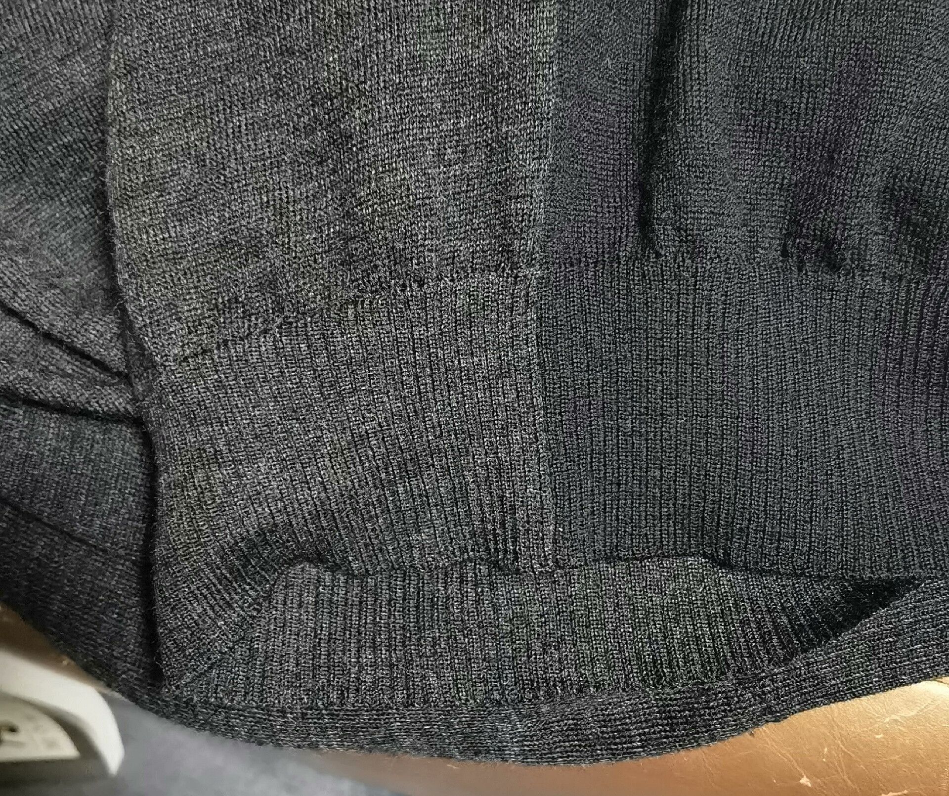 Undercover black v-neck knit sweater with logo Size US M / EU 48-50 / 2 - 4 Thumbnail
