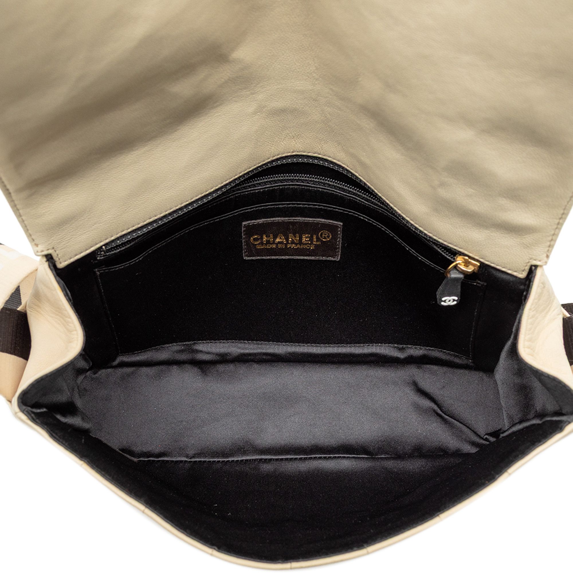 Chanel Chanel Chocolate Bar Lambskin Sport Line Crossbody Size ONE SIZE - 4 Thumbnail