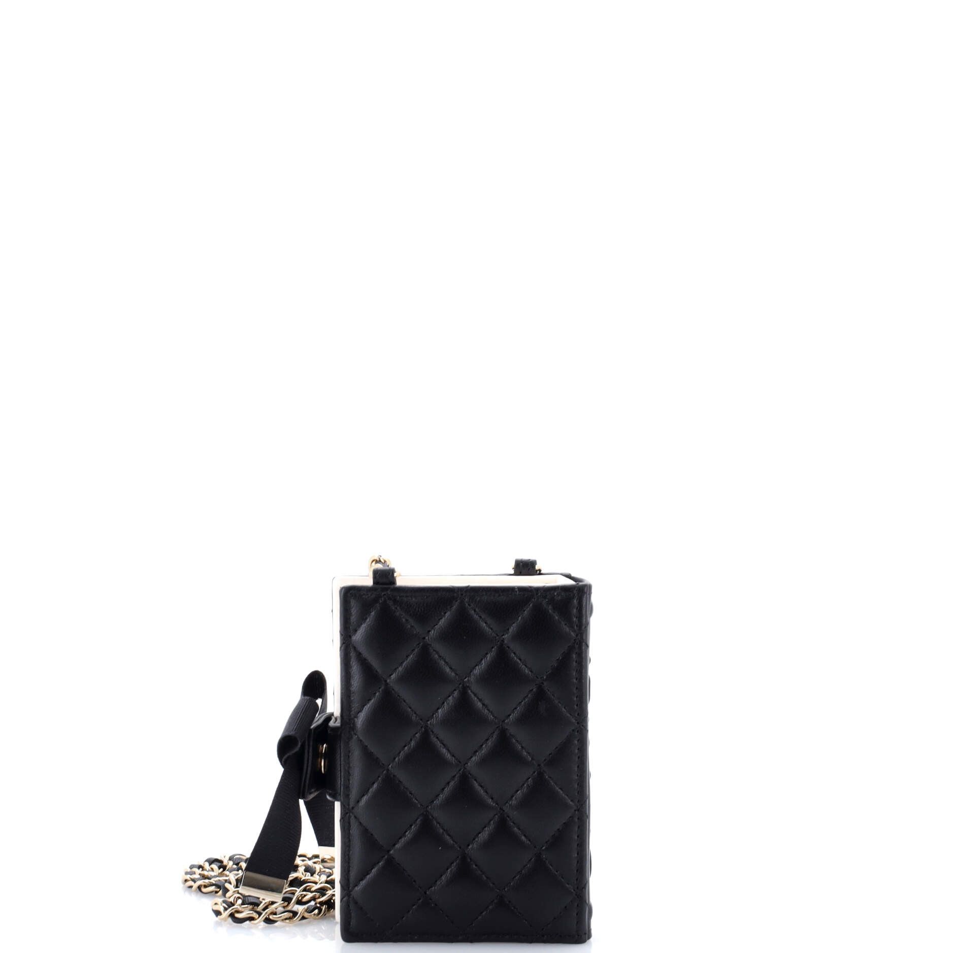 Chanel CC Book Card Holder with Chain Quilted Lambskin Size ONE SIZE - 2 Thumbnail