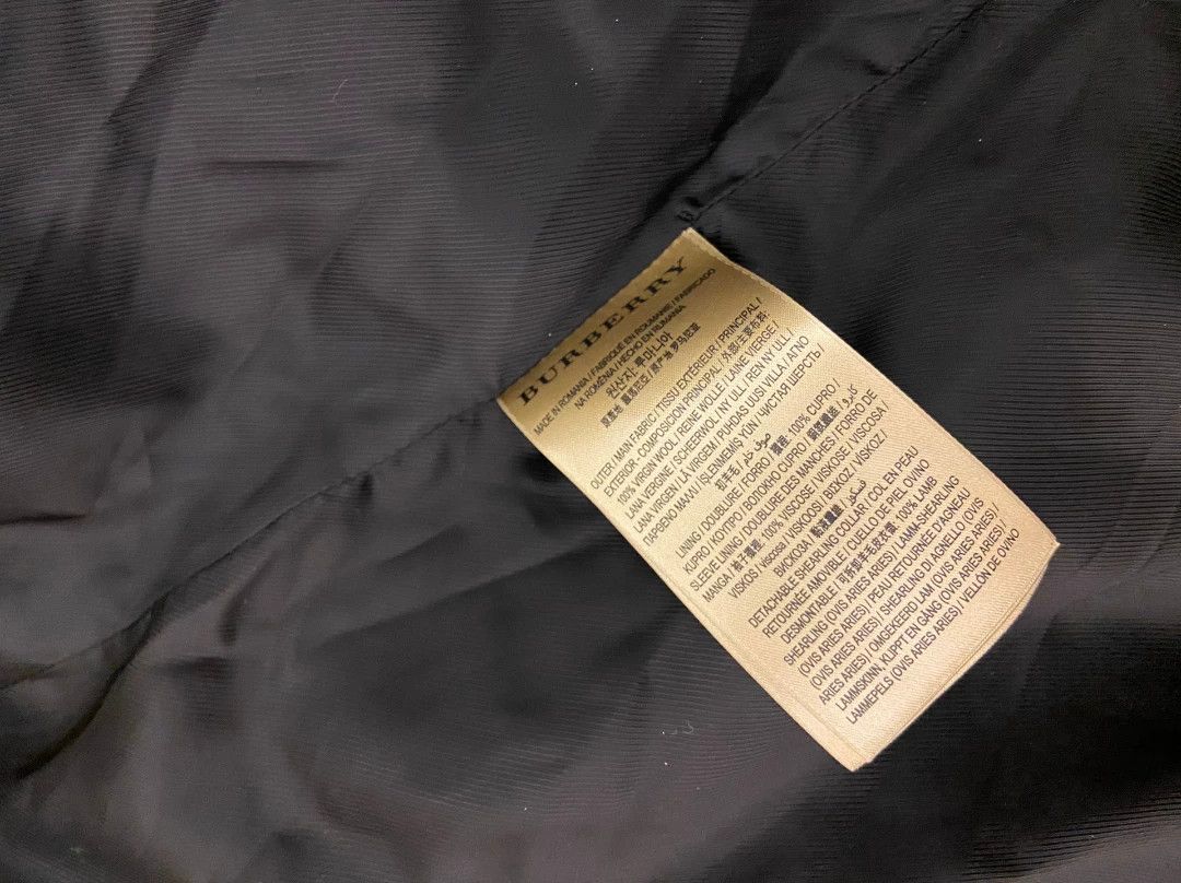 Burberry black wool coat with removable fur collar Size US M / EU 48-50 / 2 - 6 Thumbnail