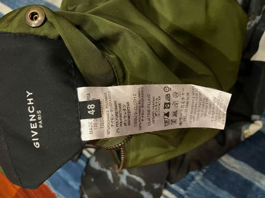 Givenchy givenchy bomber jacket with aviation print Size US M / EU 48-50 / 2 - 5 Thumbnail