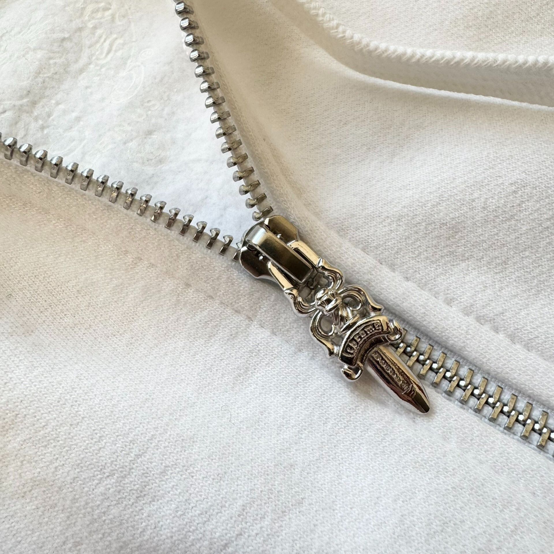 Chrome Hearts chrome hearts white graphic zip-up hoodie Size US XL / EU 56 / 4 - 3 Thumbnail