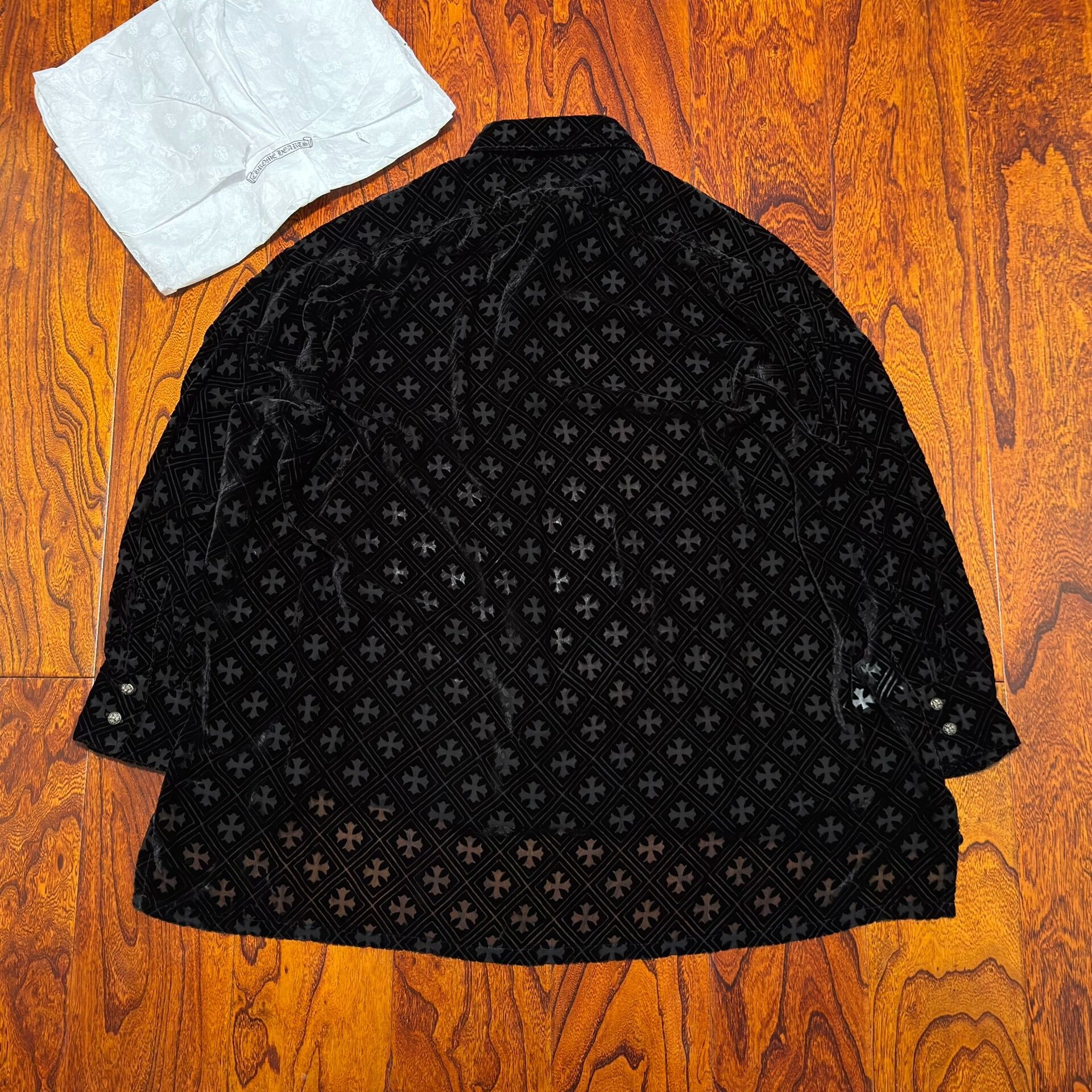 Chrome Hearts chrome hearts black velvet cross shirt Size US M / EU 48-50 / 2 - 2 Thumbnail