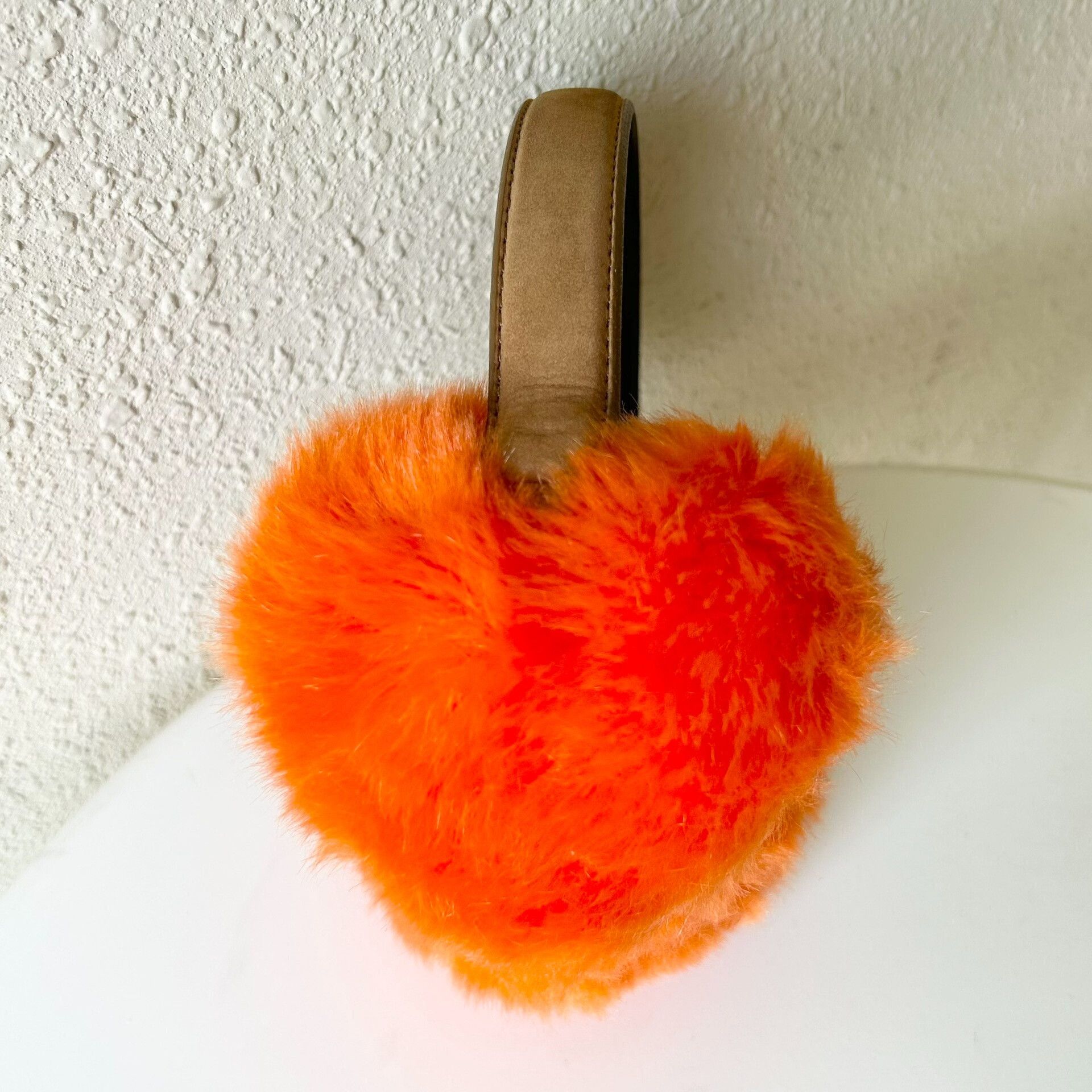 Vivienne Westwood vivienne westwood heart-shaped fluffy ear muffs Size ONE SIZE - 2 Thumbnail