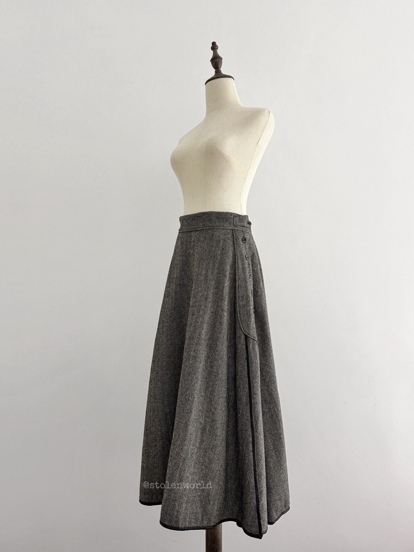 Kapital gray houndstooth wool skirt with buttons Size 23" - 5 Thumbnail