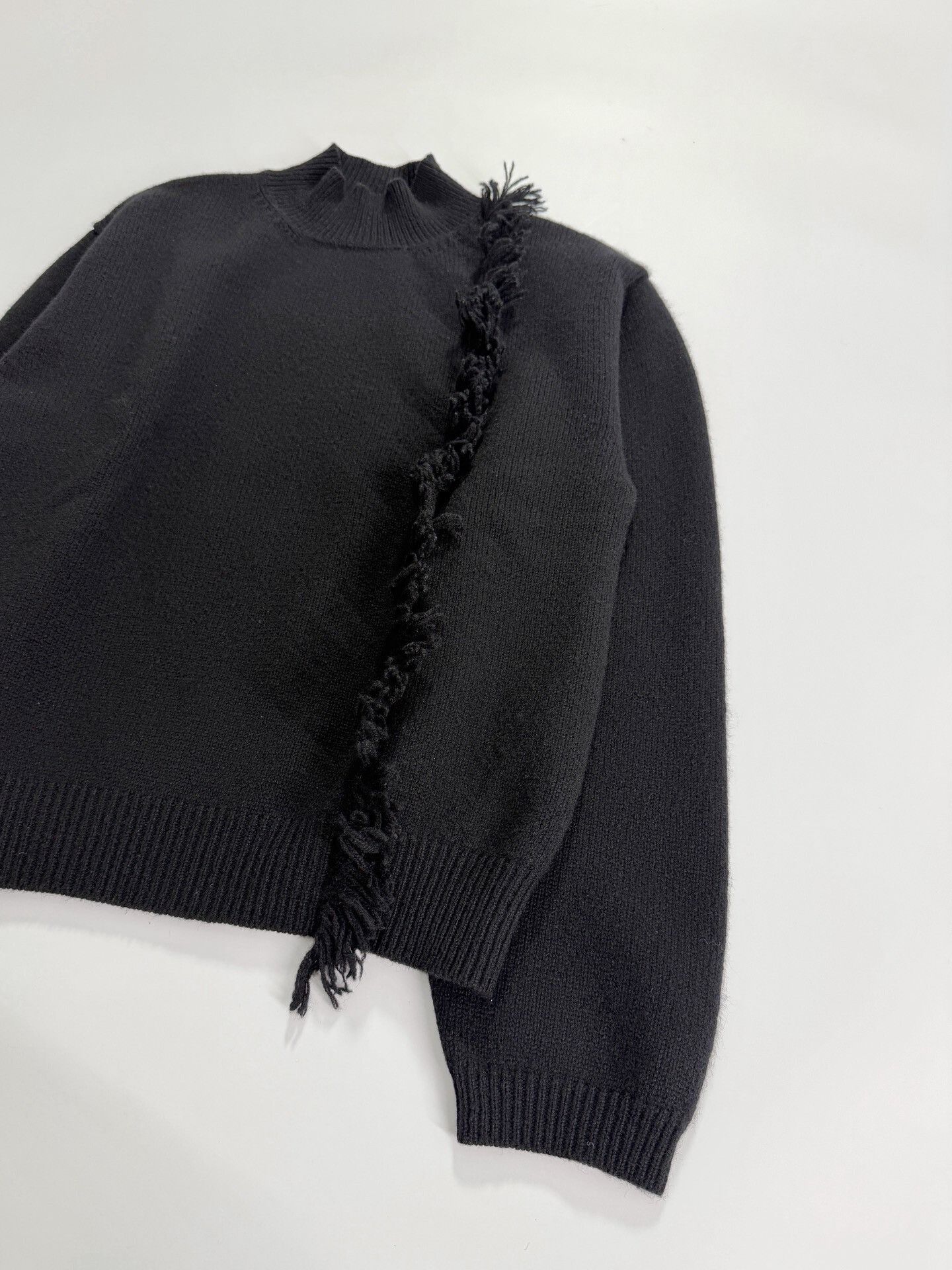 Y's black knitted high collar with tassel Size L / US 10 / IT 46 - 6 Thumbnail