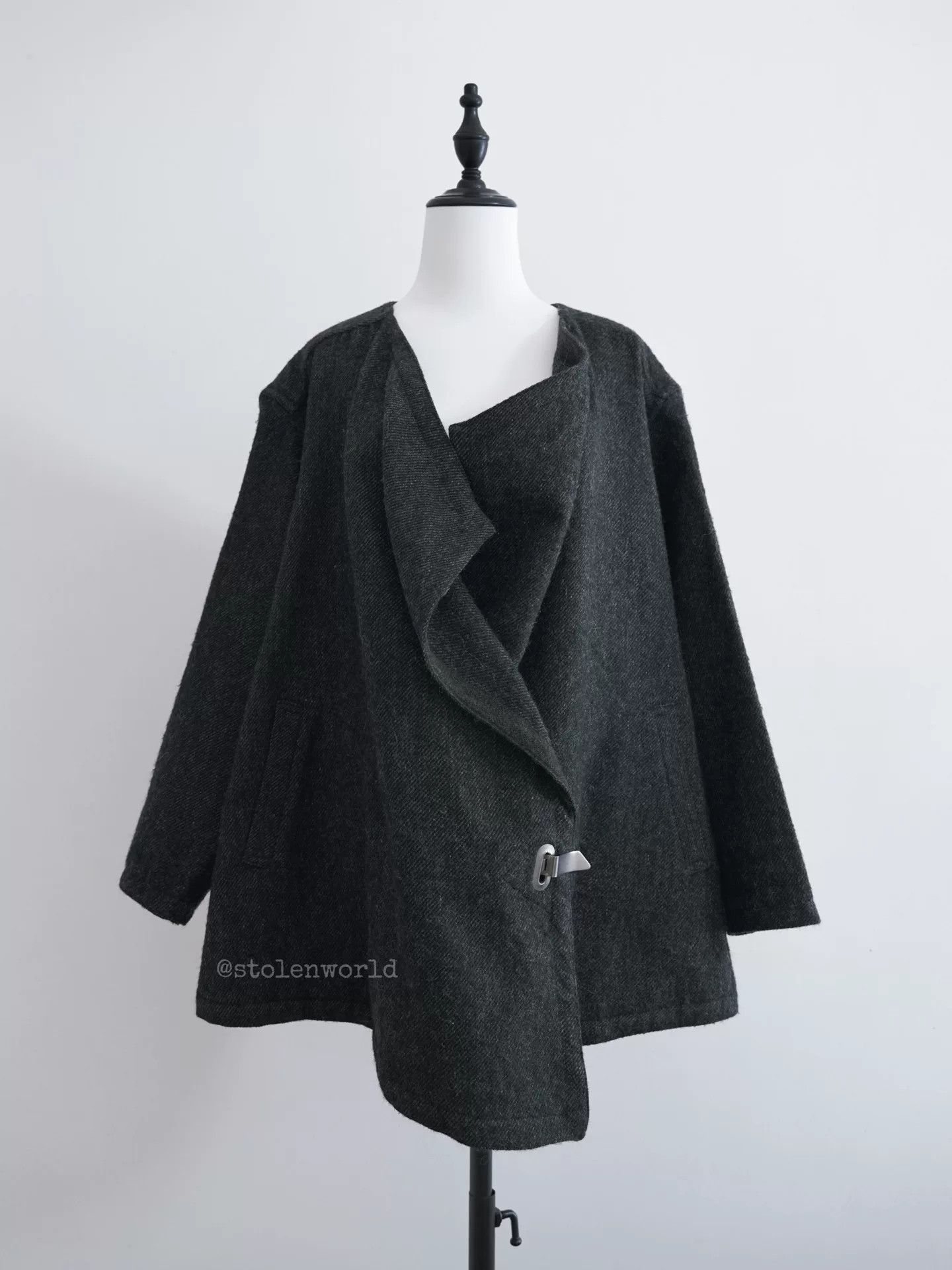 Issey Miyake 80s Issey Miyake Wool Coat with Iron Fastening Size M / US 6-8 / IT 42-44 - 3 Thumbnail