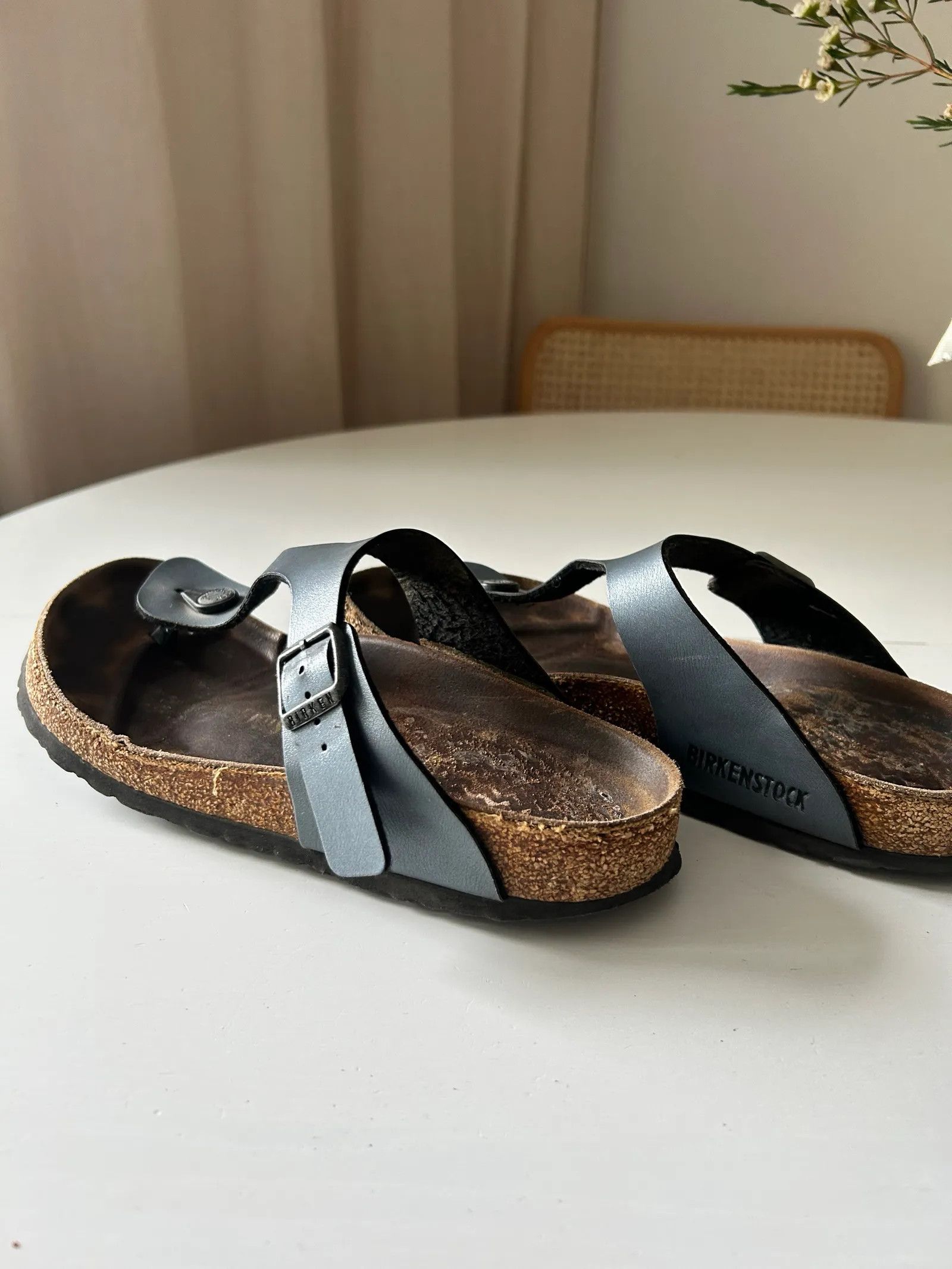 Birkenstock Birkenstock Gizeh Sandals Size US 9 / IT 39 - 3 Thumbnail