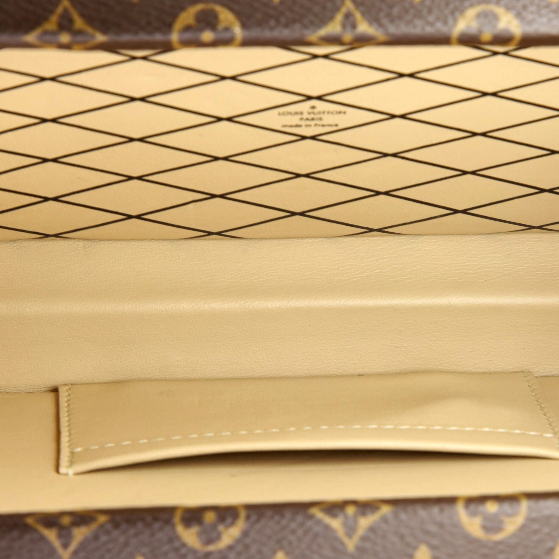 Louis Vuitton Petite Malle Handbag Monogram Canvas Size ONE SIZE - 4 Thumbnail
