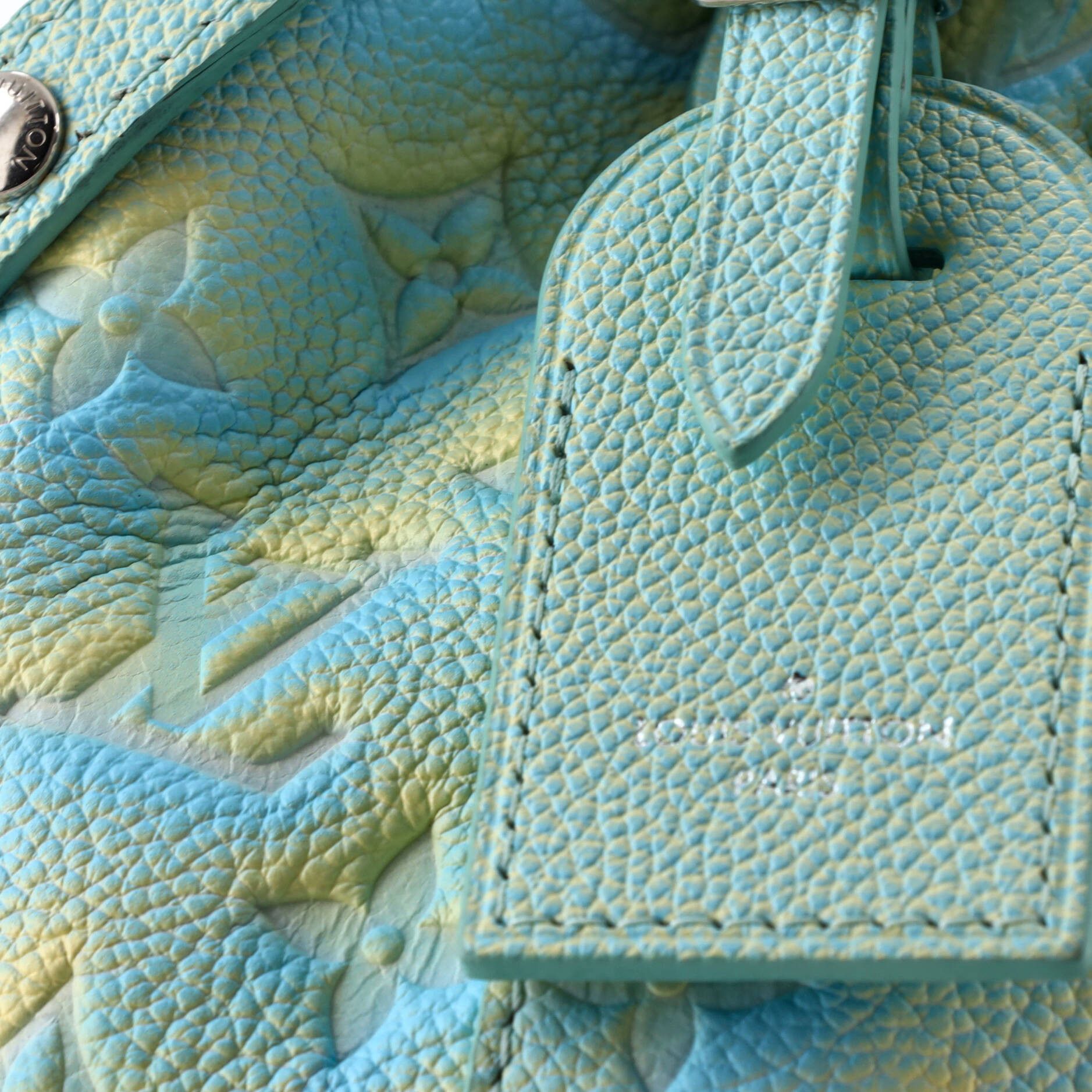 Louis Vuitton NeoNoe Handbag Stardust Monogram Empreinte Lea Size ONE SIZE - 5 Thumbnail
