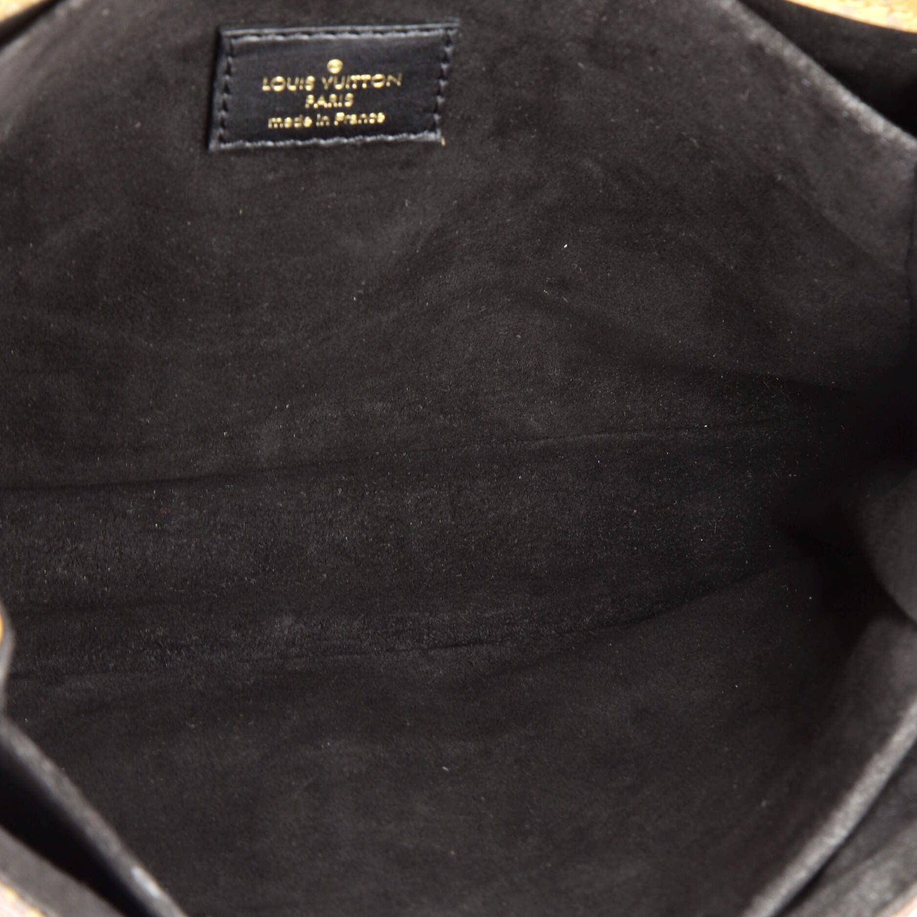 Louis Vuitton Pochette Metis Reverse Monogram Canvas Size ONE SIZE - 4 Thumbnail