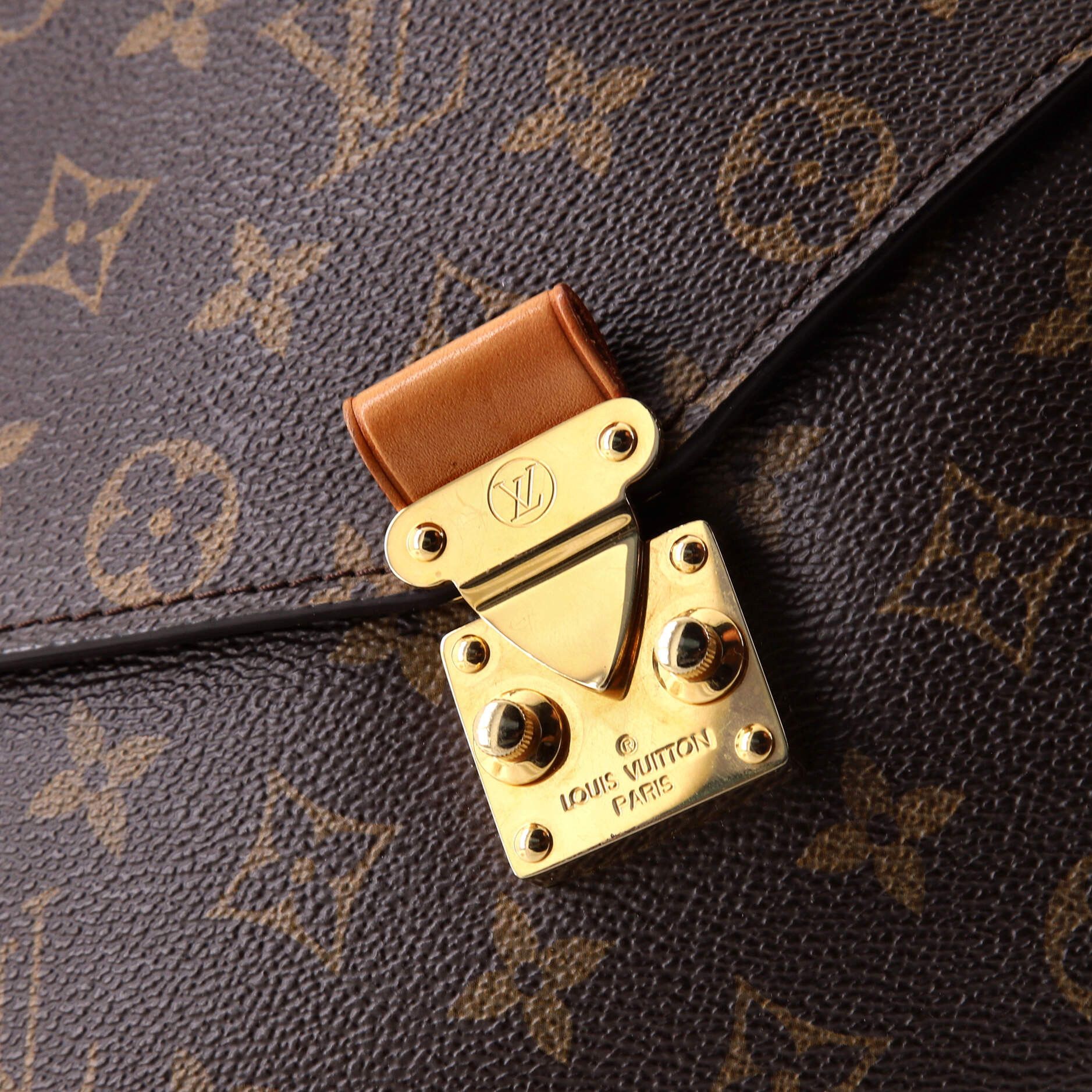 Louis Vuitton Pochette Metis Monogram Canvas Size ONE SIZE - 5 Thumbnail