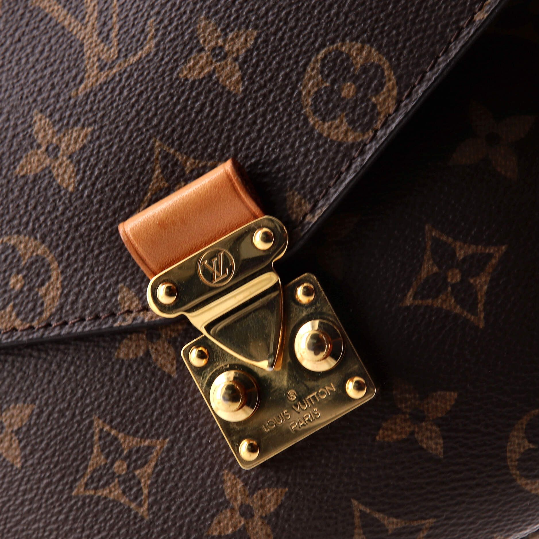 Louis Vuitton Pochette Metis Monogram Canvas Size ONE SIZE - 5 Thumbnail