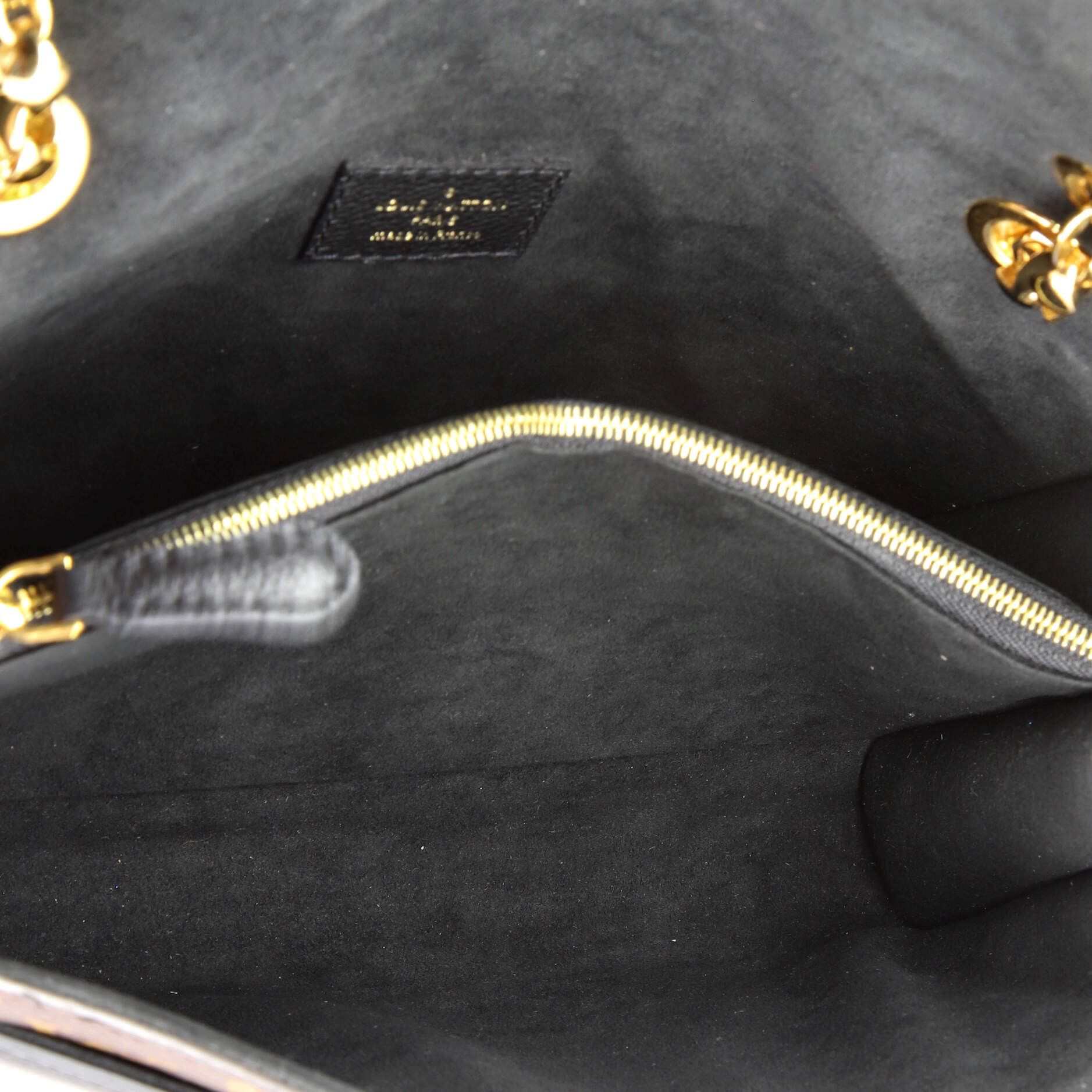 Louis Vuitton Victoire Handbag Monogram Canvas and Leather Size ONE SIZE - 4 Thumbnail