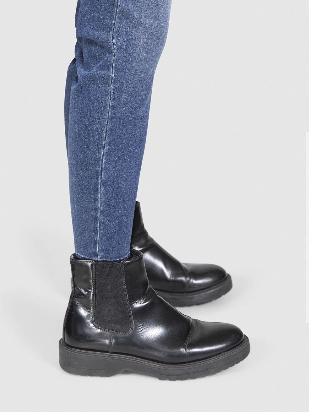 Prada Black Leather Slip On Chelsea Ankle Boots Size US 8.5 / IT 38.5 - 2 Thumbnail
