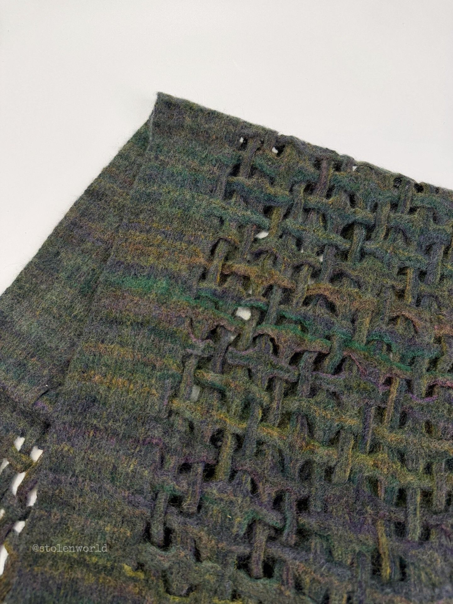 Romeo Gigli dark green wool woven scarf Size ONE SIZE - 2 Thumbnail