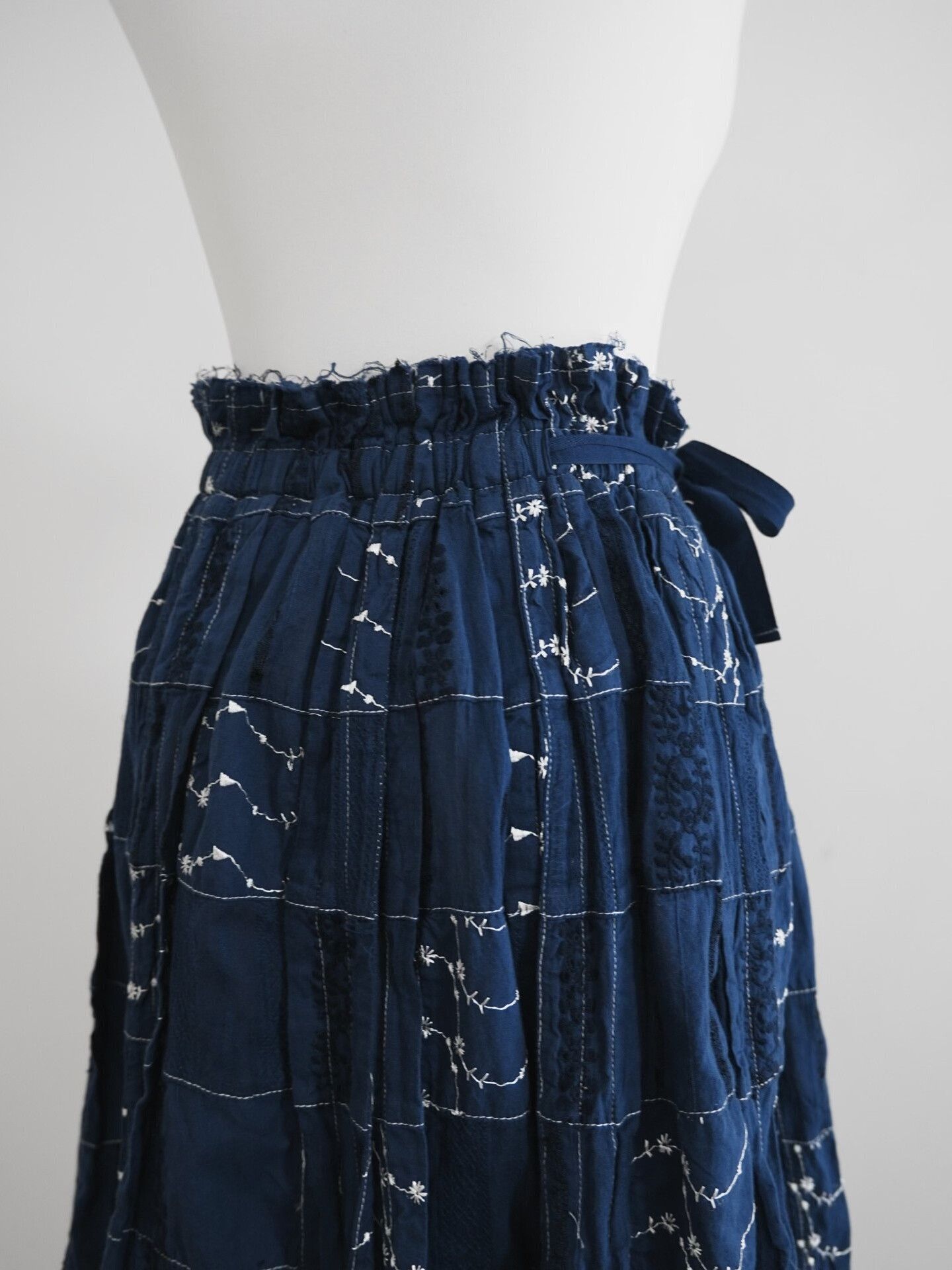 Comme des Garcons blue dyed patchwork embroidered skirt Size 23" - 4 Thumbnail