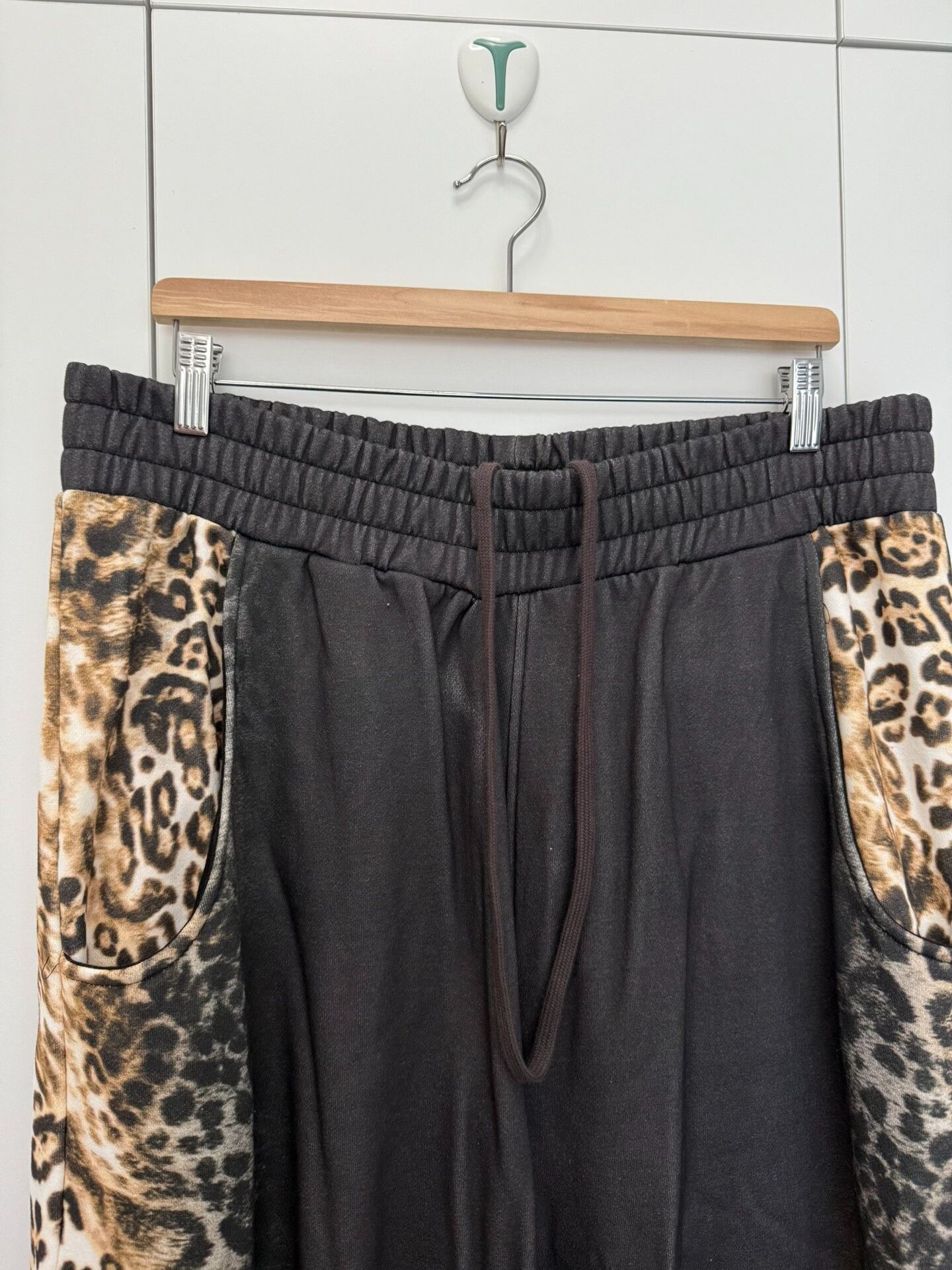 Mowalola mowalola ksubi leopard print joggers Size 38" / US 16 / IT 52 - 3 Thumbnail