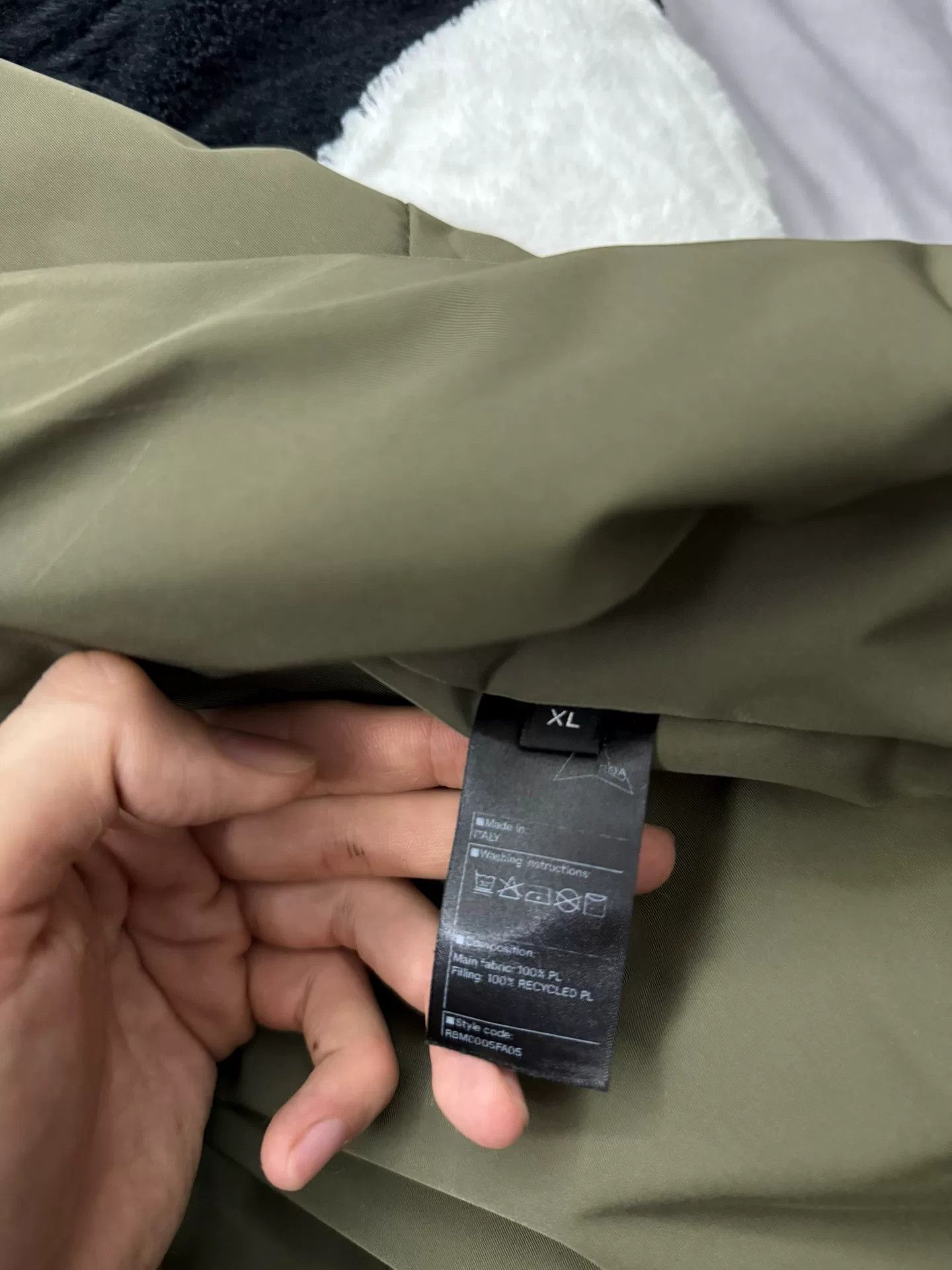 ROA padded overshirt with hidden pockets Size US XL / EU 56 / 4 - 8 Thumbnail