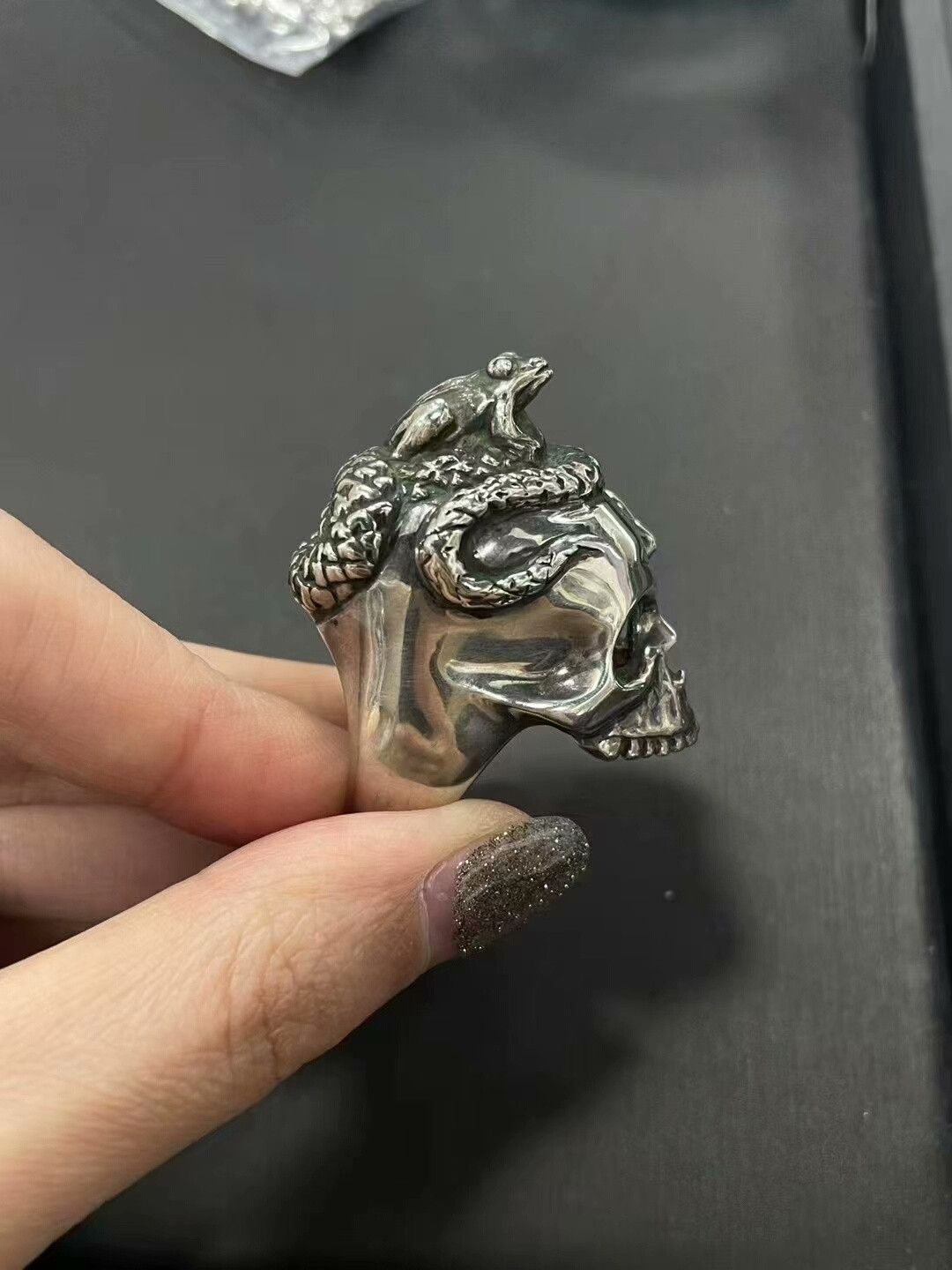 Vivienne Westwood vivienne westwood skull ring with snake design Size ONE SIZE - 4 Thumbnail