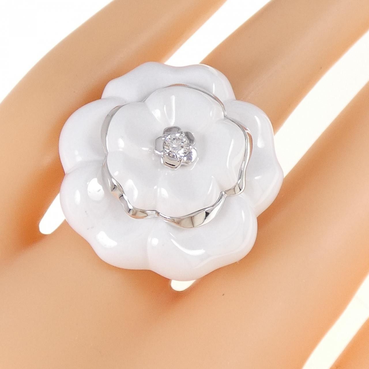 Chanel Chanel Chanel Camelia Large 750 White Gold Ceramic Diamond Ring Precious Metal Ring J10005 DUTY FREE for USA Size ONE SIZE - 5 Thumbnail