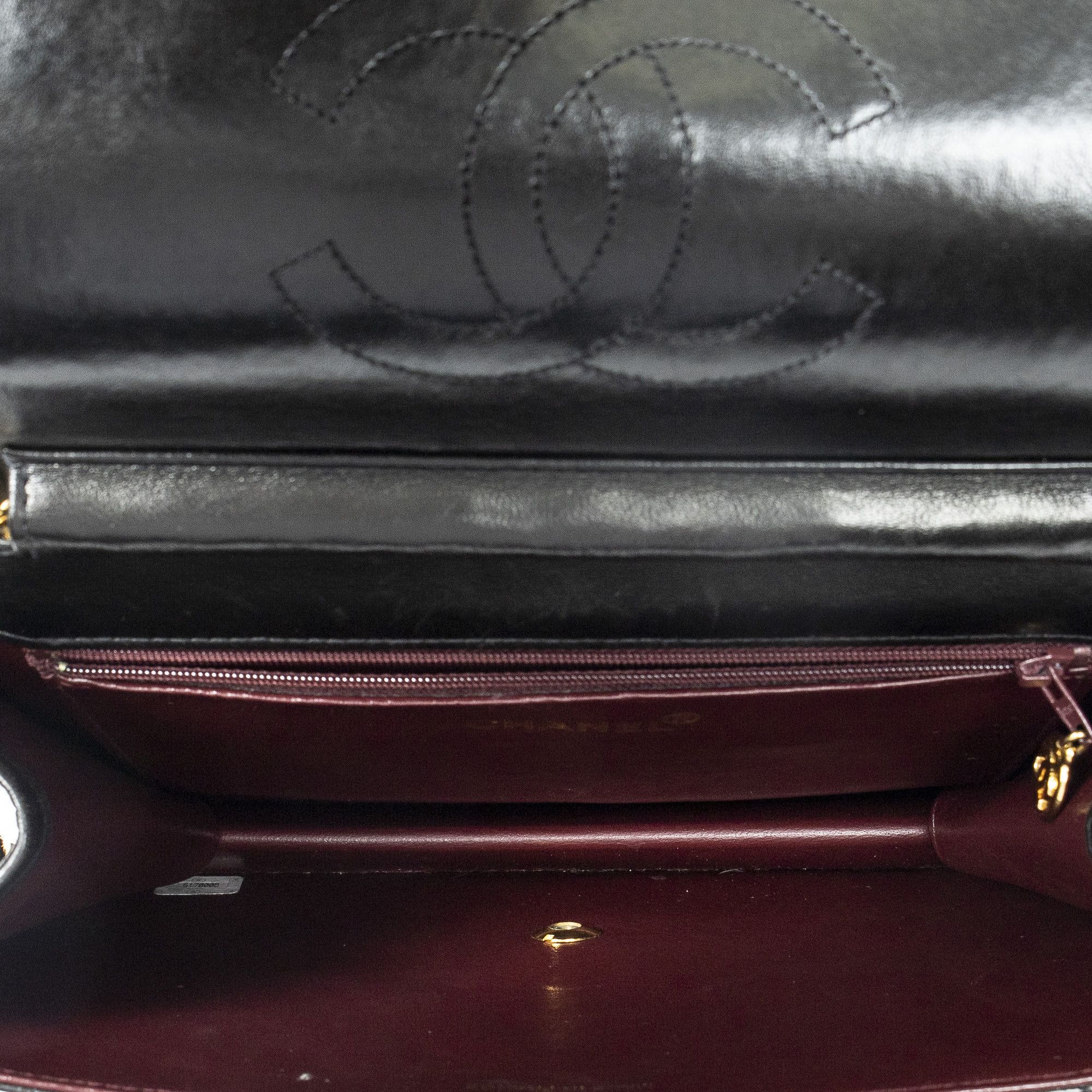 Chanel Vintage Push Lock Straight Flap Size ONE SIZE - 9 Thumbnail