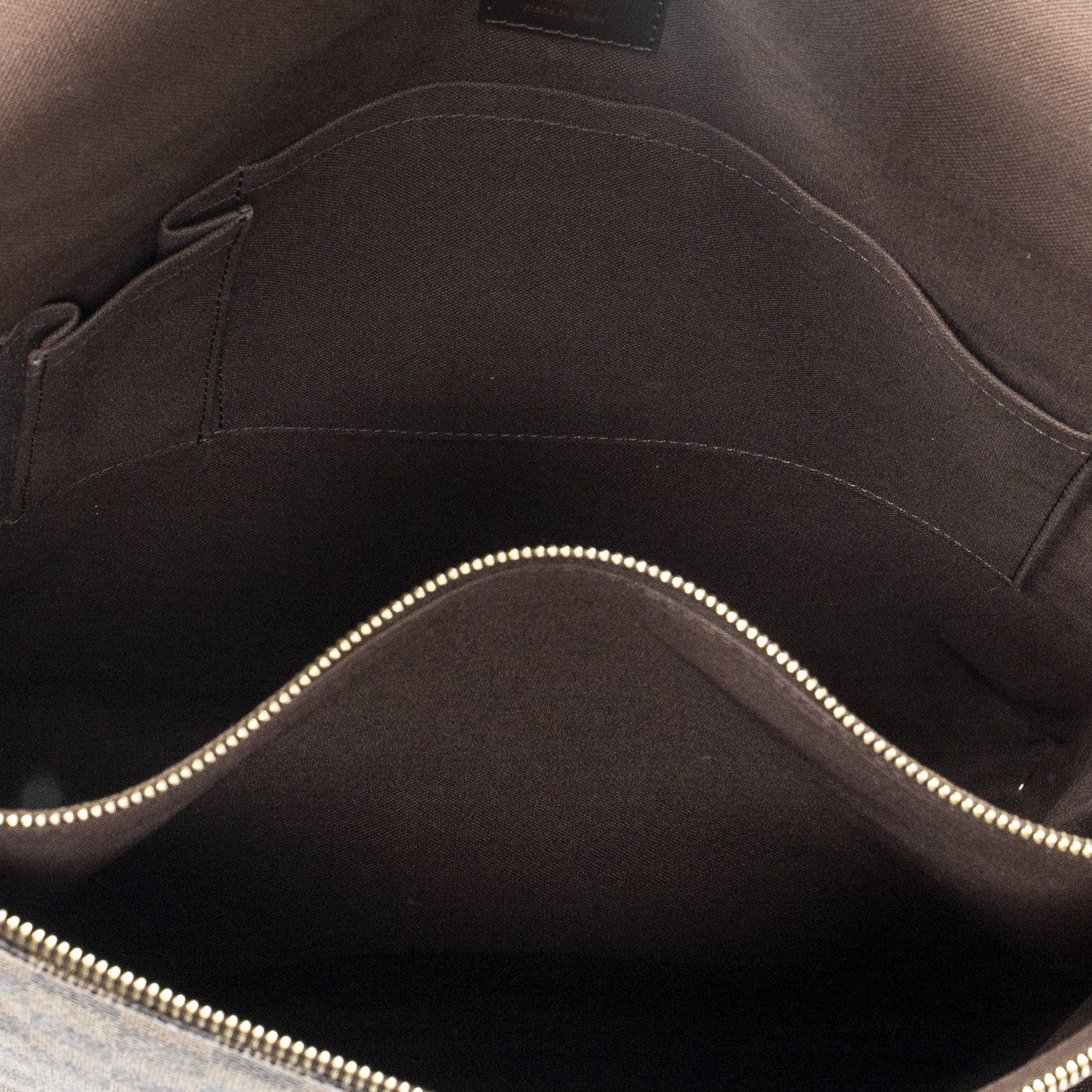 Louis Vuitton Brooklyn MM Size ONE SIZE - 9 Thumbnail