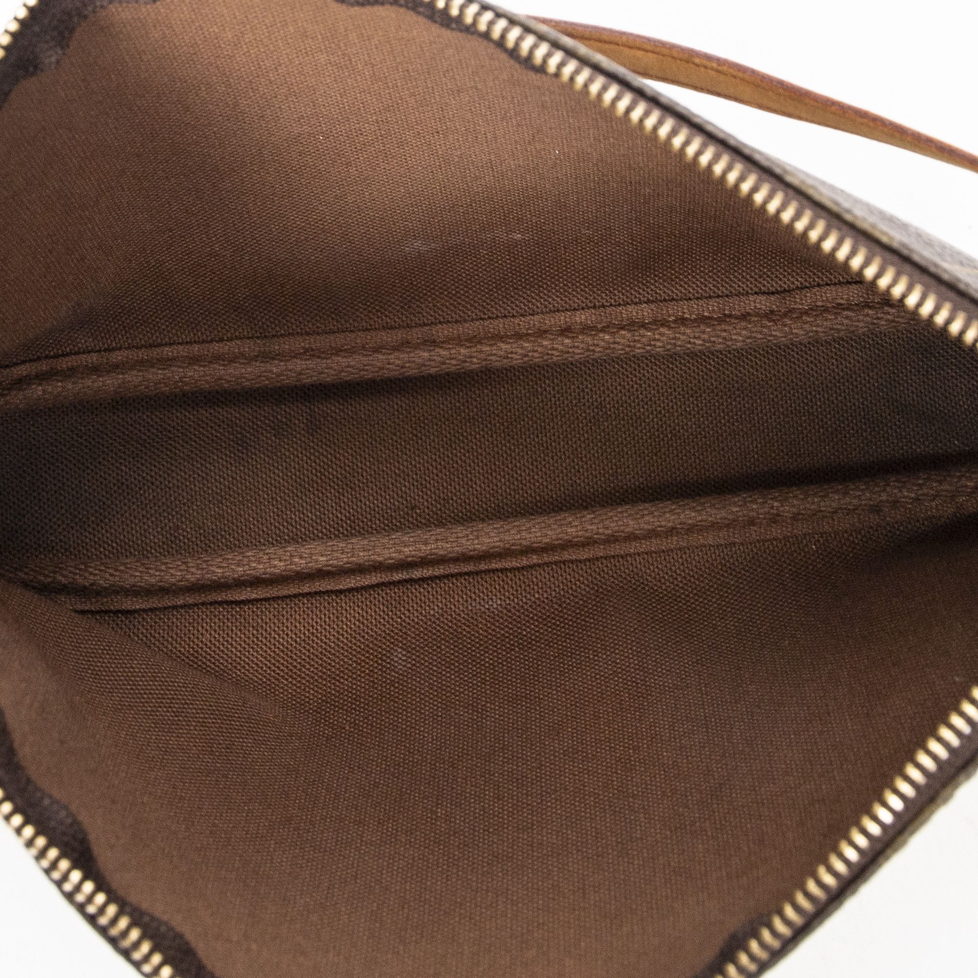 Louis Vuitton Pochette Accessoires Size ONE SIZE - 9 Thumbnail
