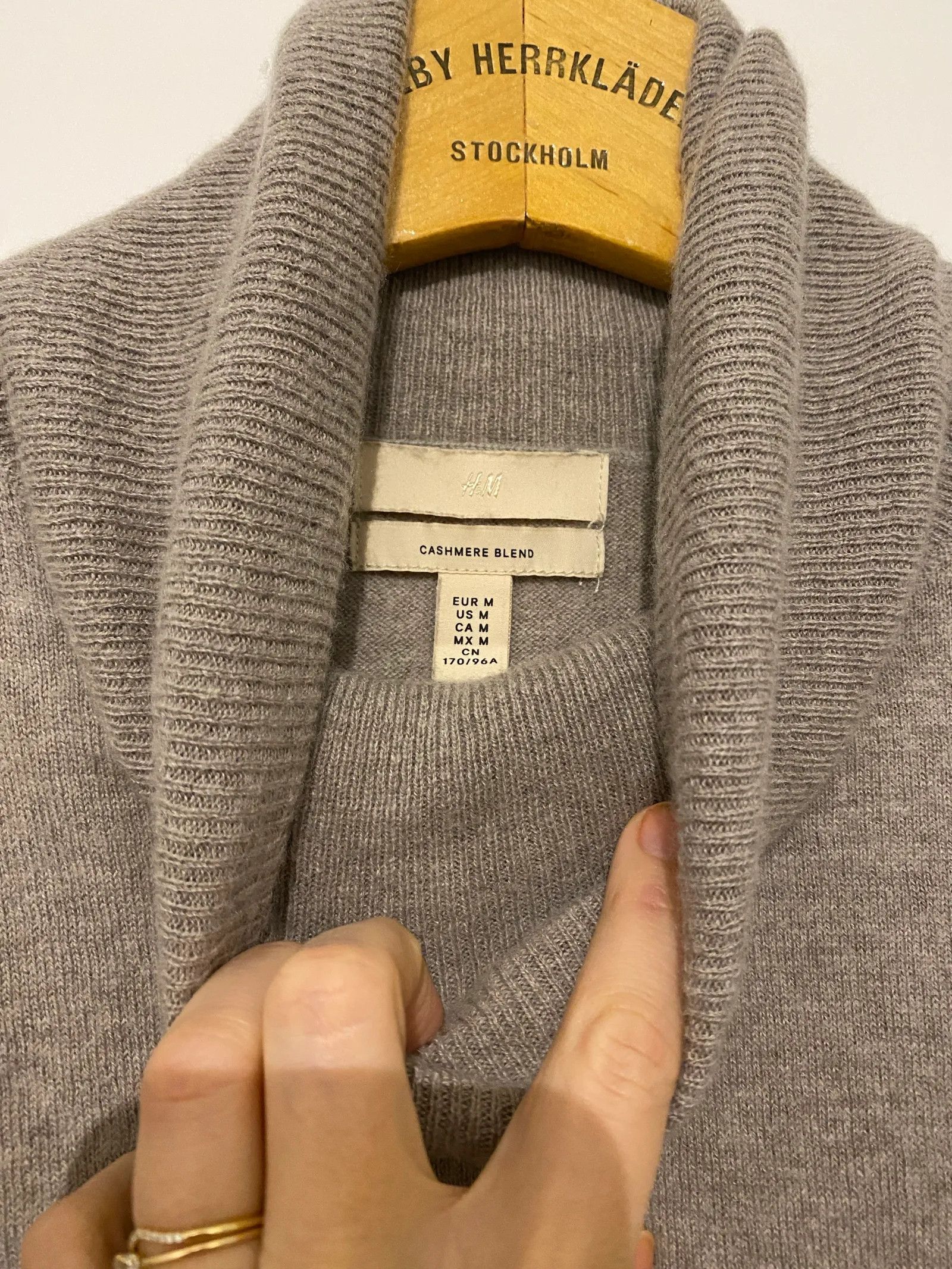H&M H&M Polo knit Size M / US 6-8 / IT 42-44 - 2 Thumbnail
