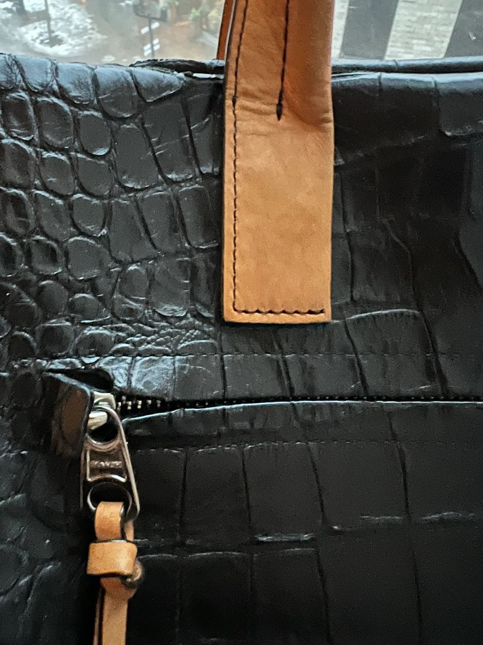 Coach Coach Coach Bleecker Matte Croc Embossed Leather Bucket Bag Size ONE SIZE - 7 Thumbnail