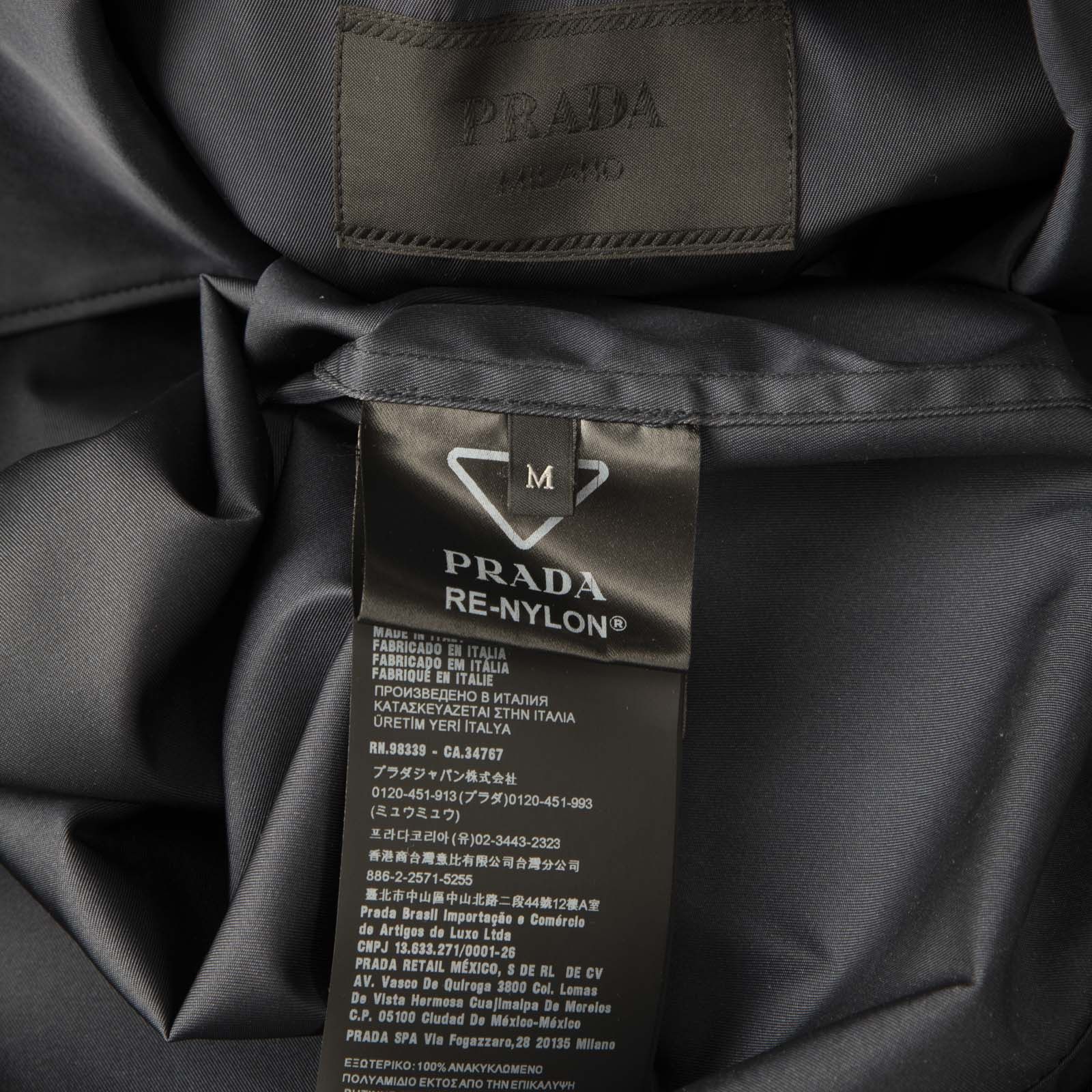 Prada Navy Boxy Fit Short Sleeve Shirt Size M / US 6-8 / IT 42-44 - 10 Thumbnail